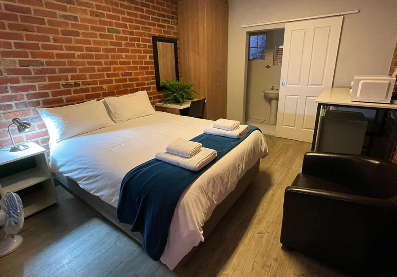 Bed in Village Lodge Harrismith