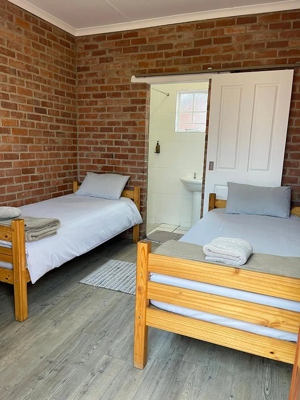 Bed in Village Lodge Harrismith