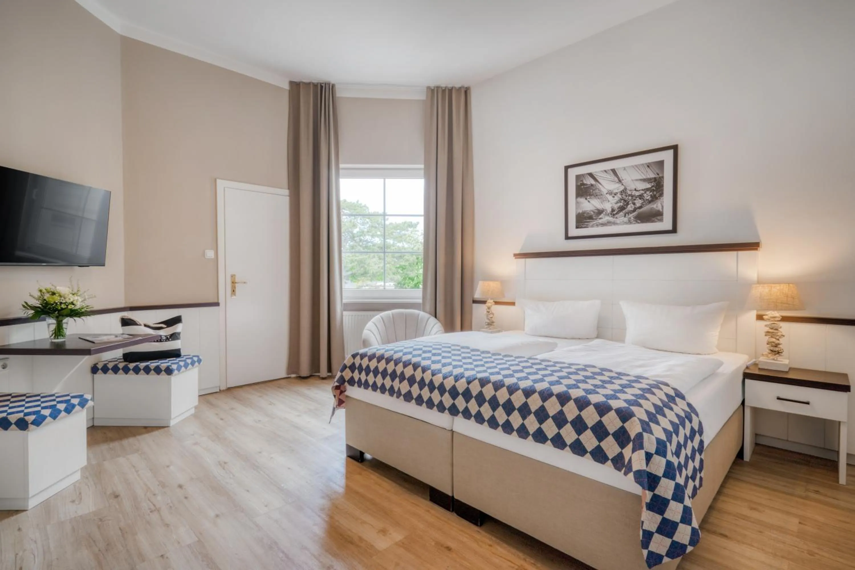 Bed in Hotel Strandschlösschen