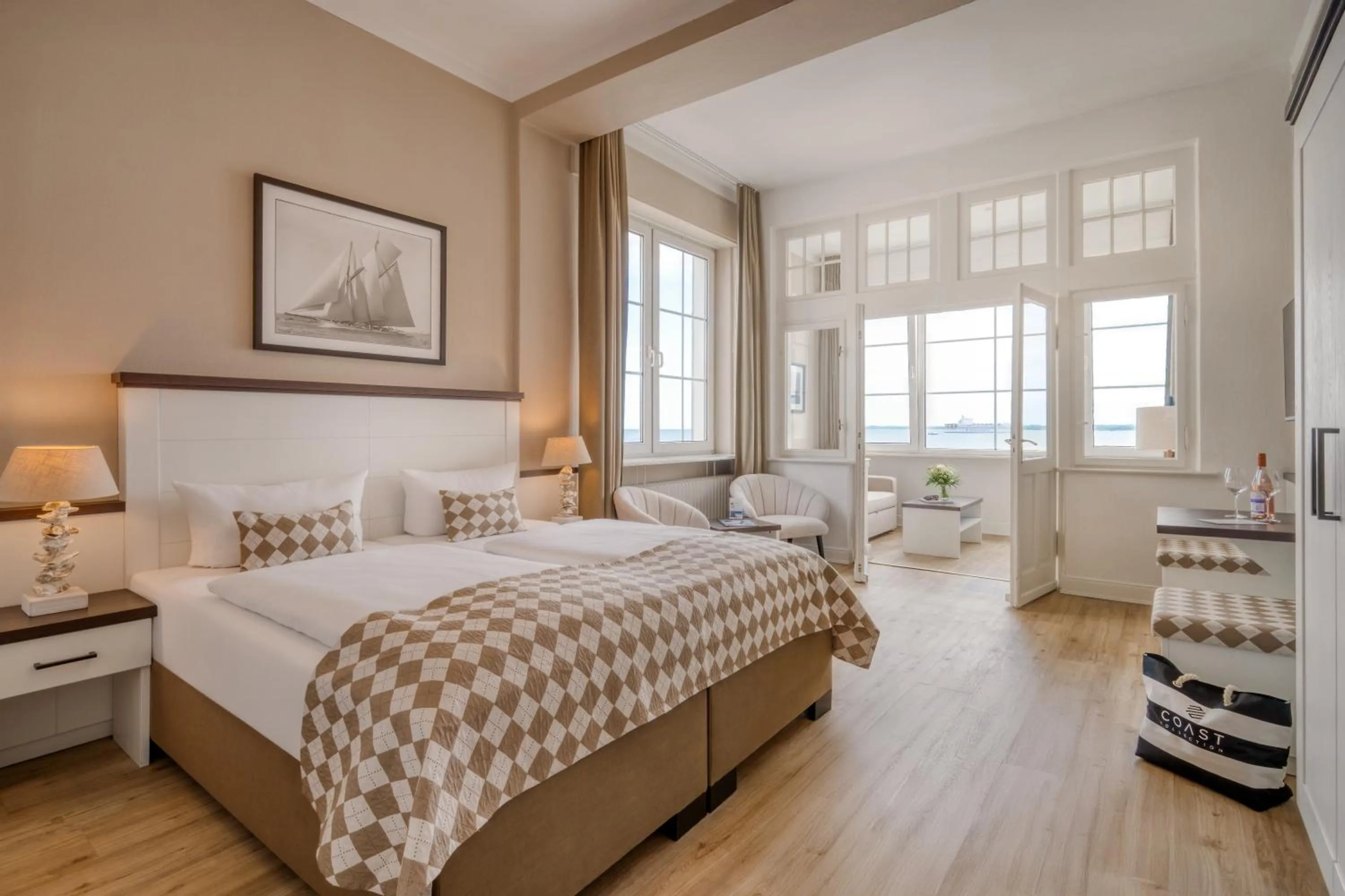 Bed in Hotel Strandschlösschen