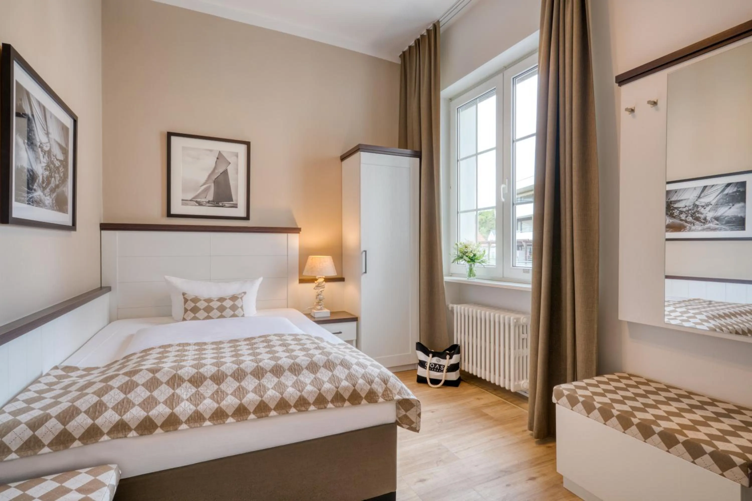 Bed in Hotel Strandschlösschen