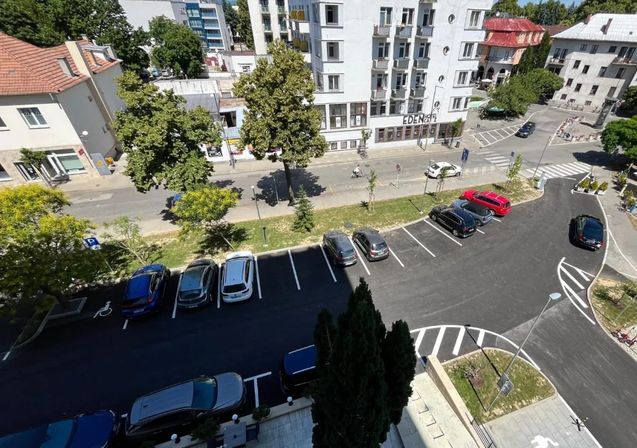 Parking in Hotel Magnólia