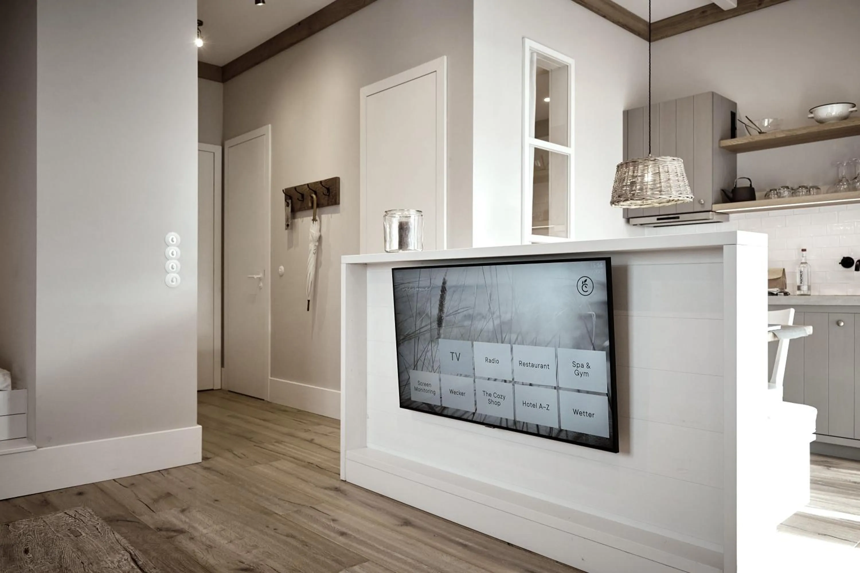 TV and multimedia in The Cozy Hotel & Lofts Timmendorfer Strand