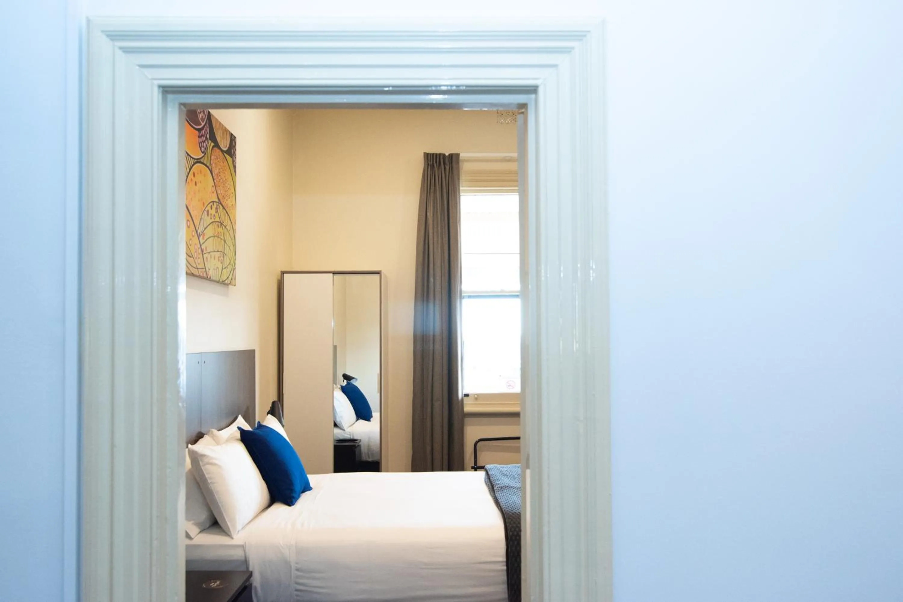 Bed in The Mile End Hotel