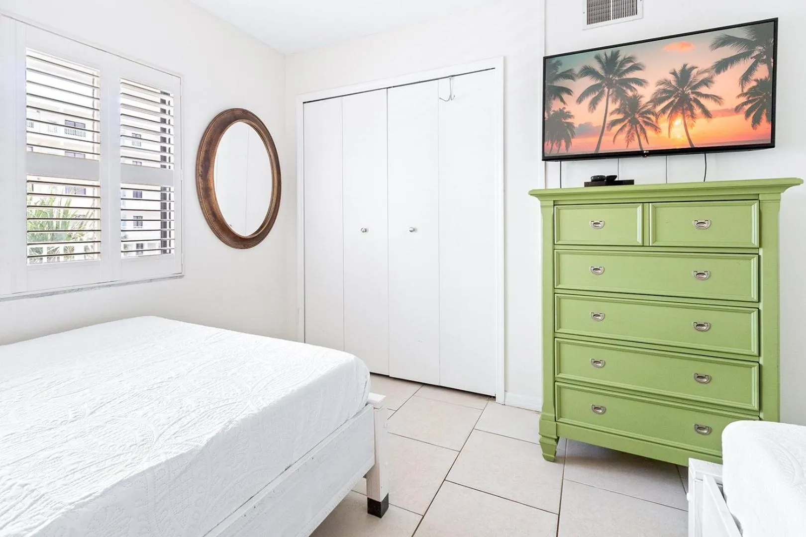 Other, Bed in Sandcastles 103