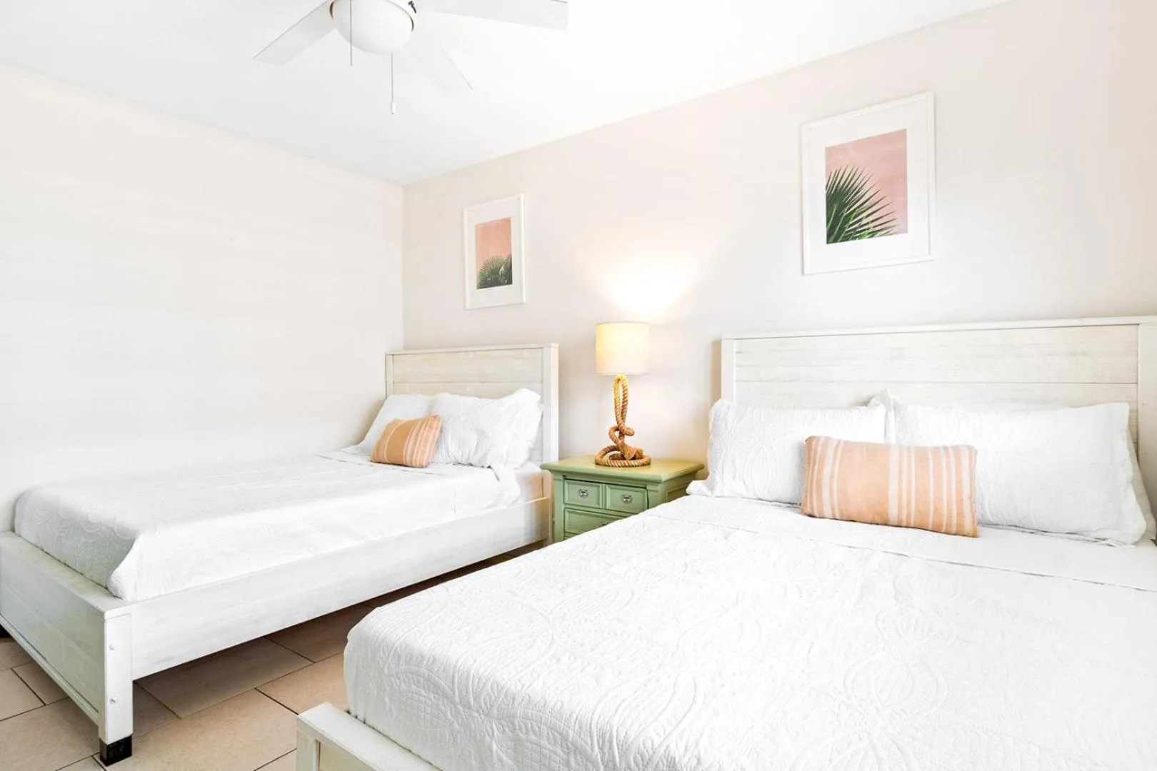 Other, Bed in Sandcastles 103