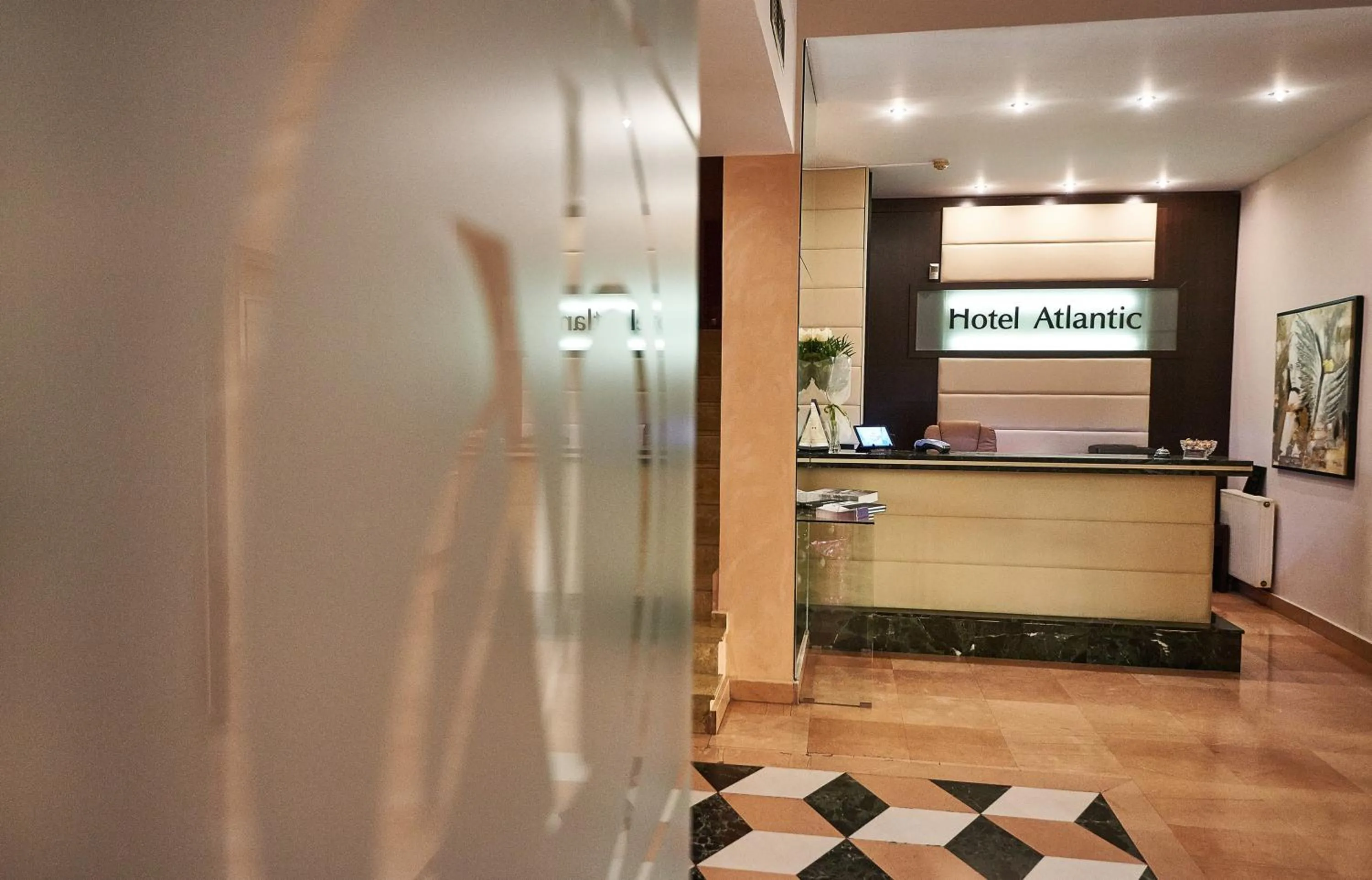 Lobby or reception in Atlantic Hotel