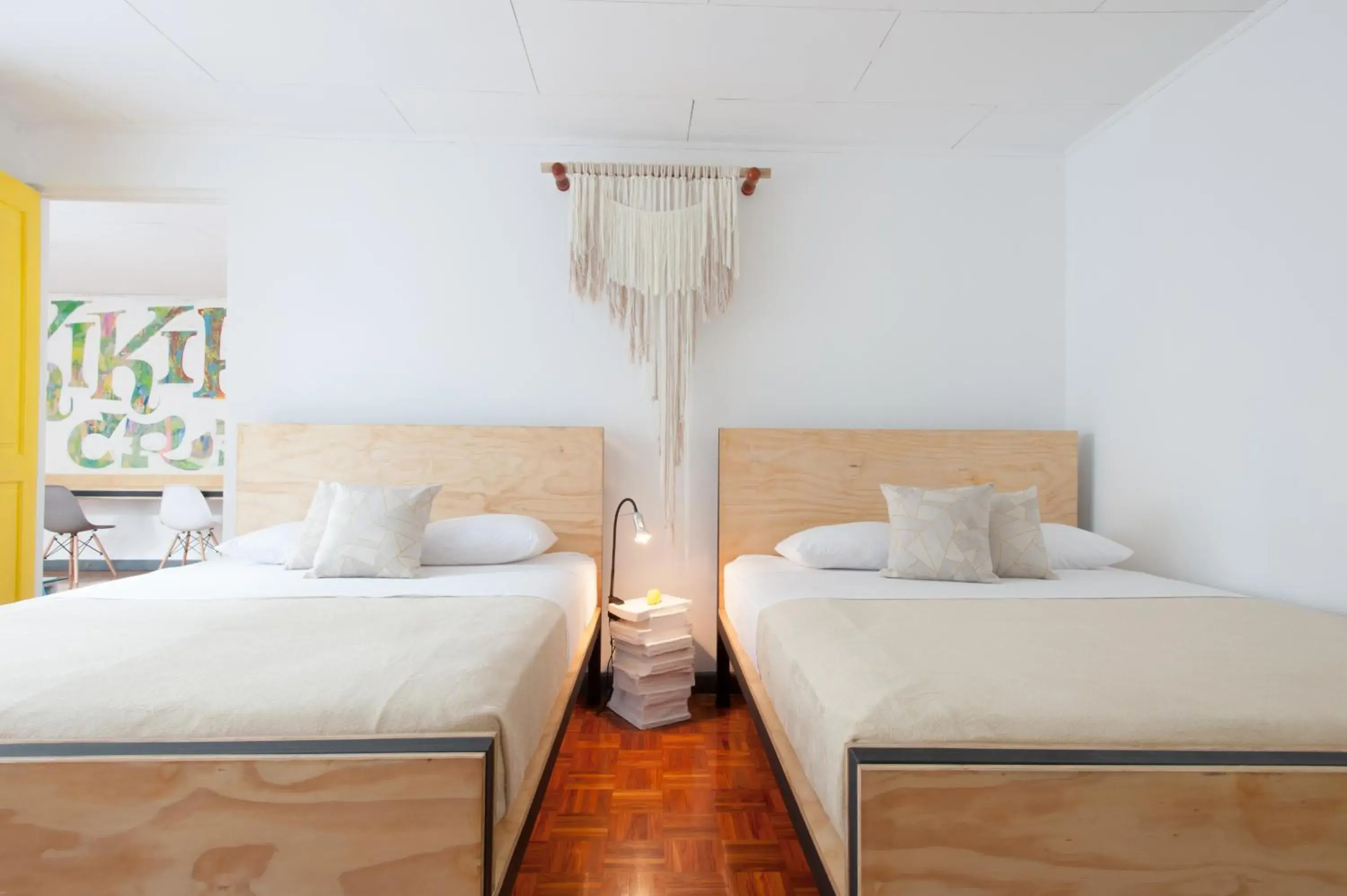 Deluxe Queen Room with Two Queen Beds in Capital Hostel de Ciudad Deluxe Queen Room with Two Queen Beds in Capital Hostel de Ciudad