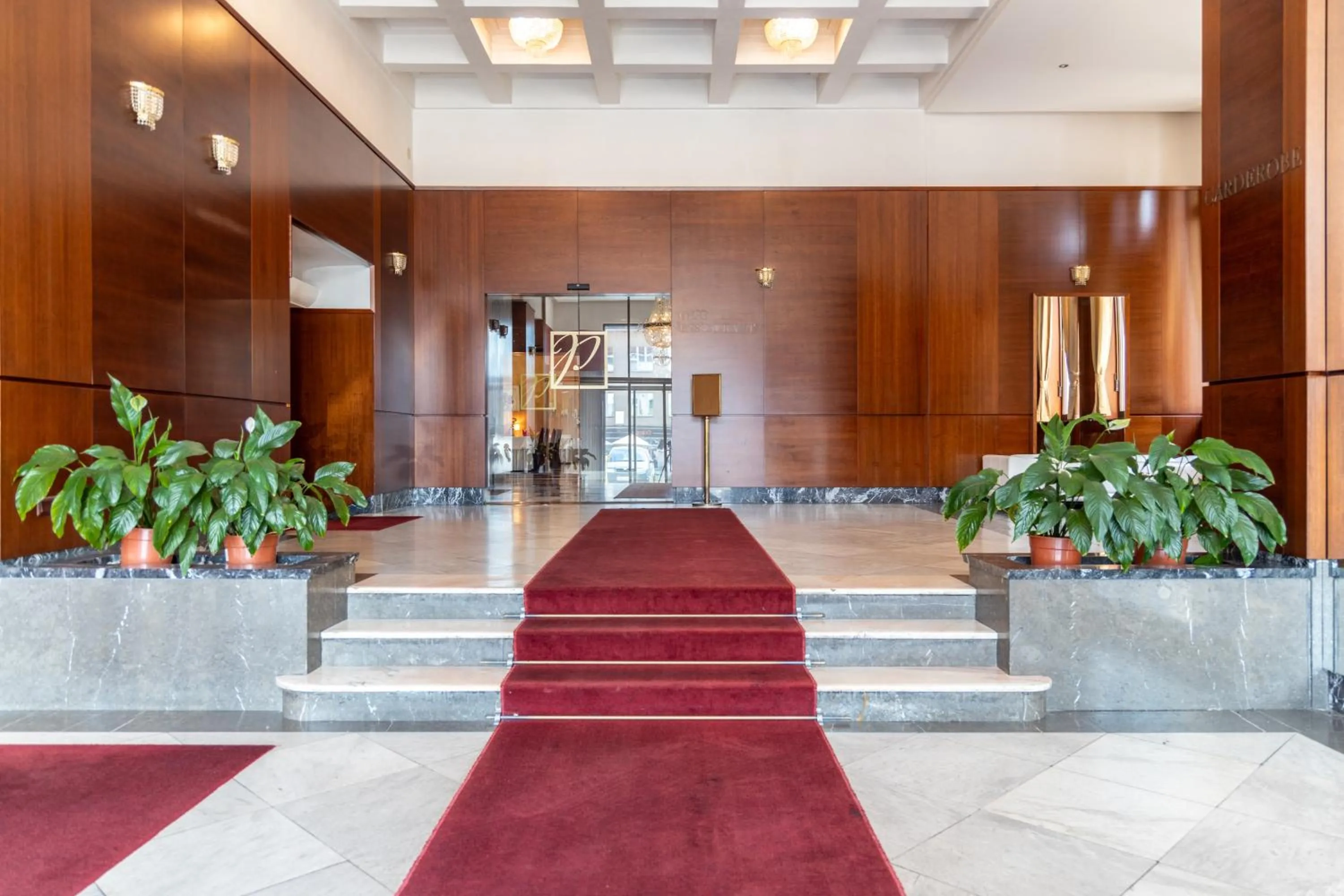 Facade/entrance in Hotel Polana