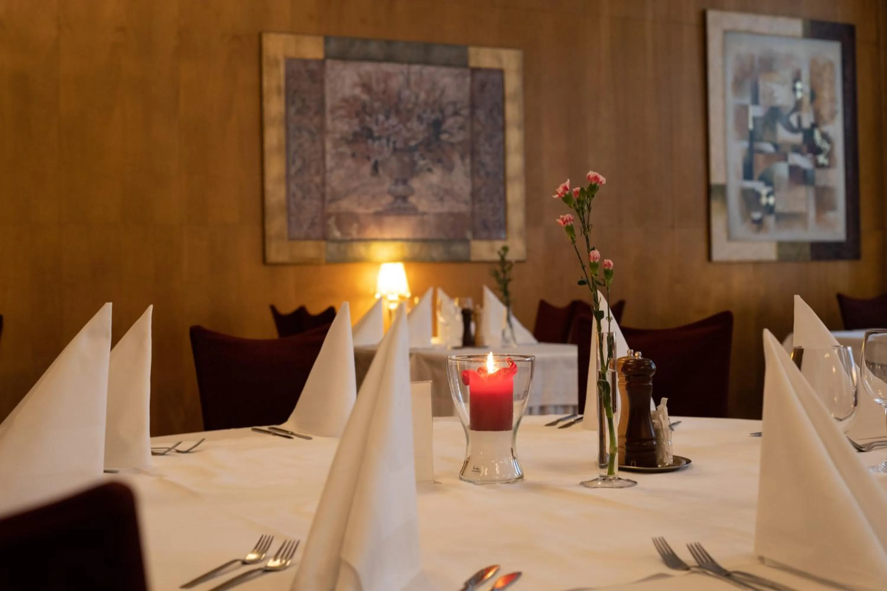 Restaurant/places to eat in Hotel Polana