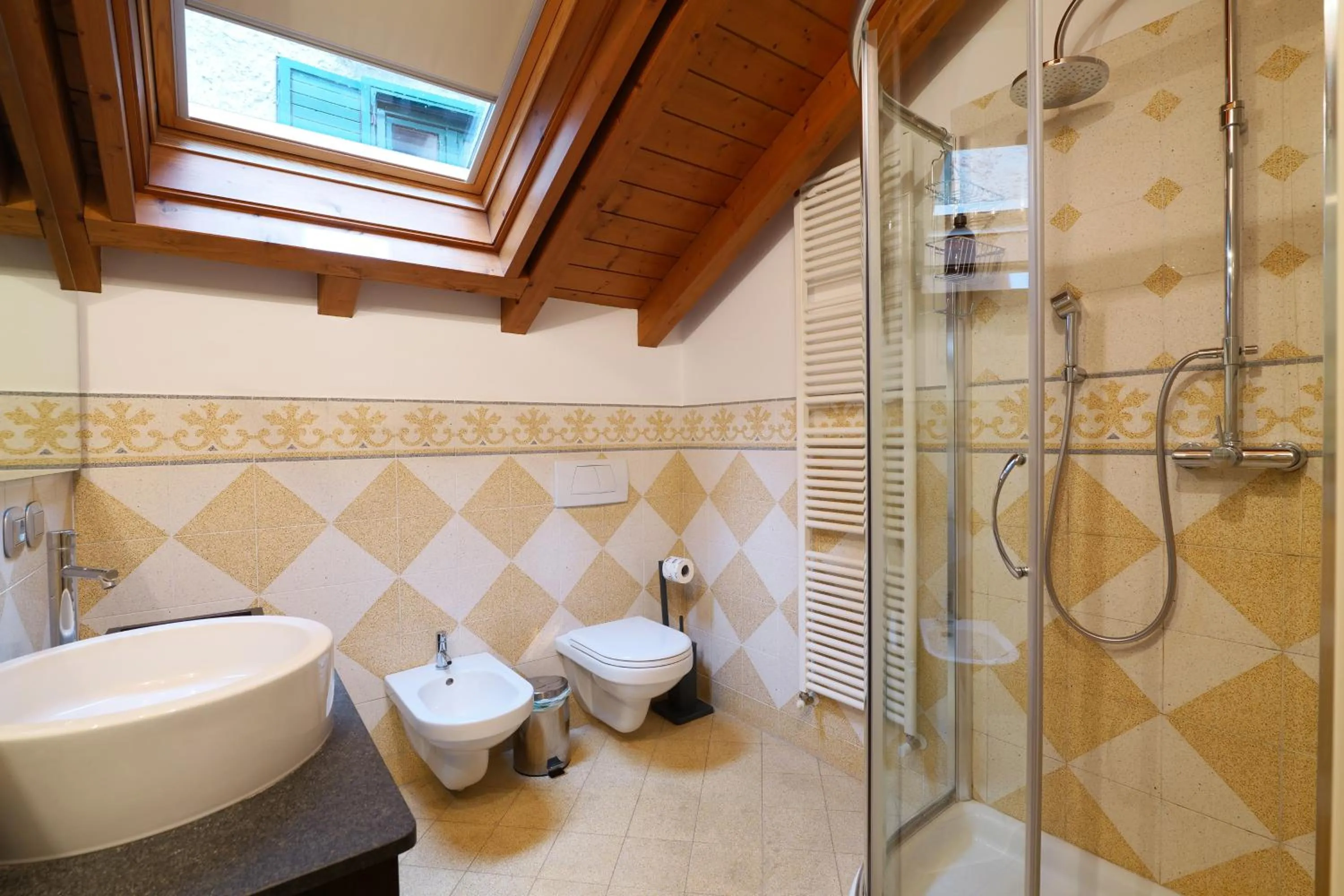 Bathroom in Nenè-Il Vicolo Apartments and Rooms