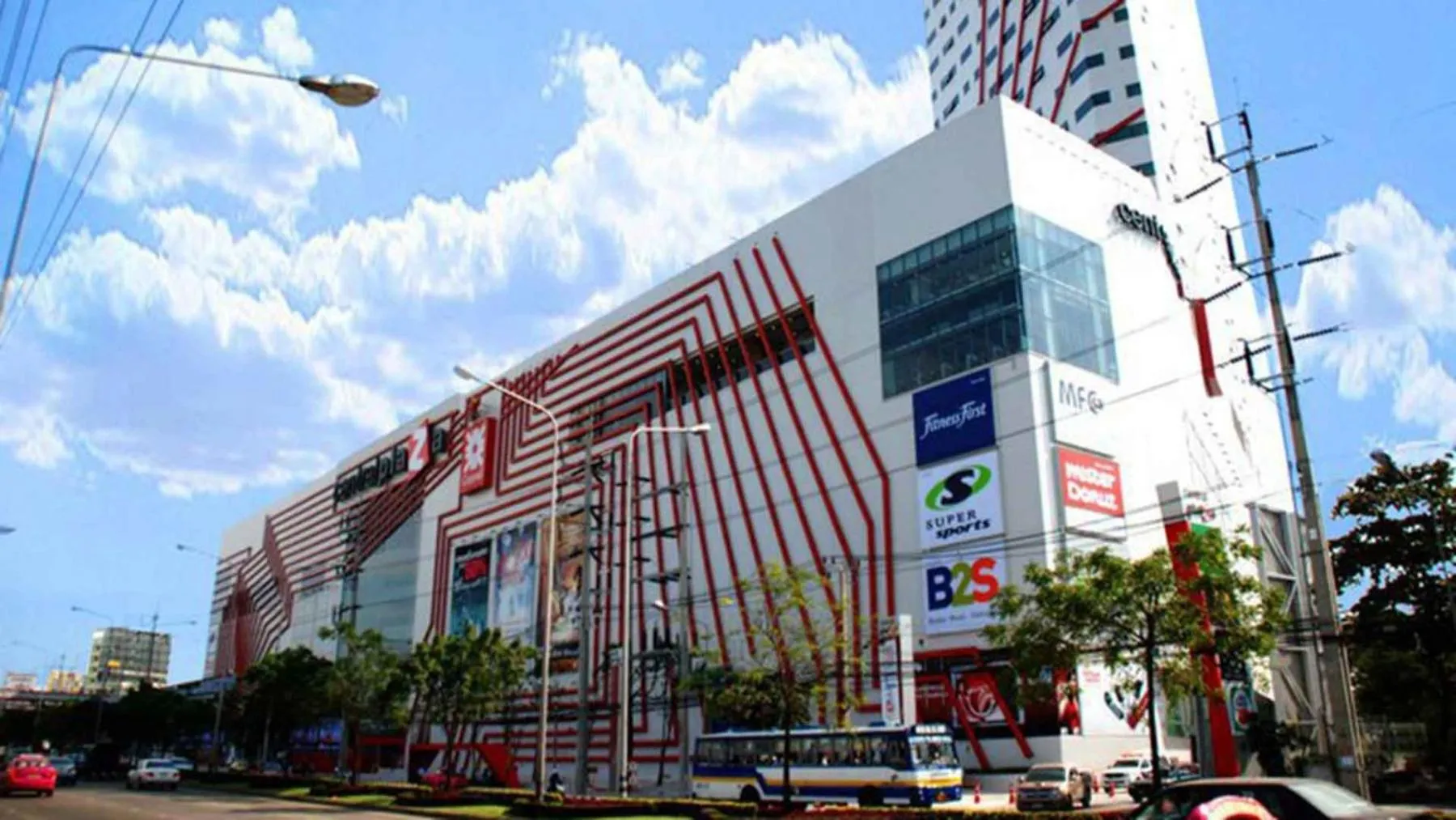 Nearby landmark in STAYDII serviced residence Chaengwattana