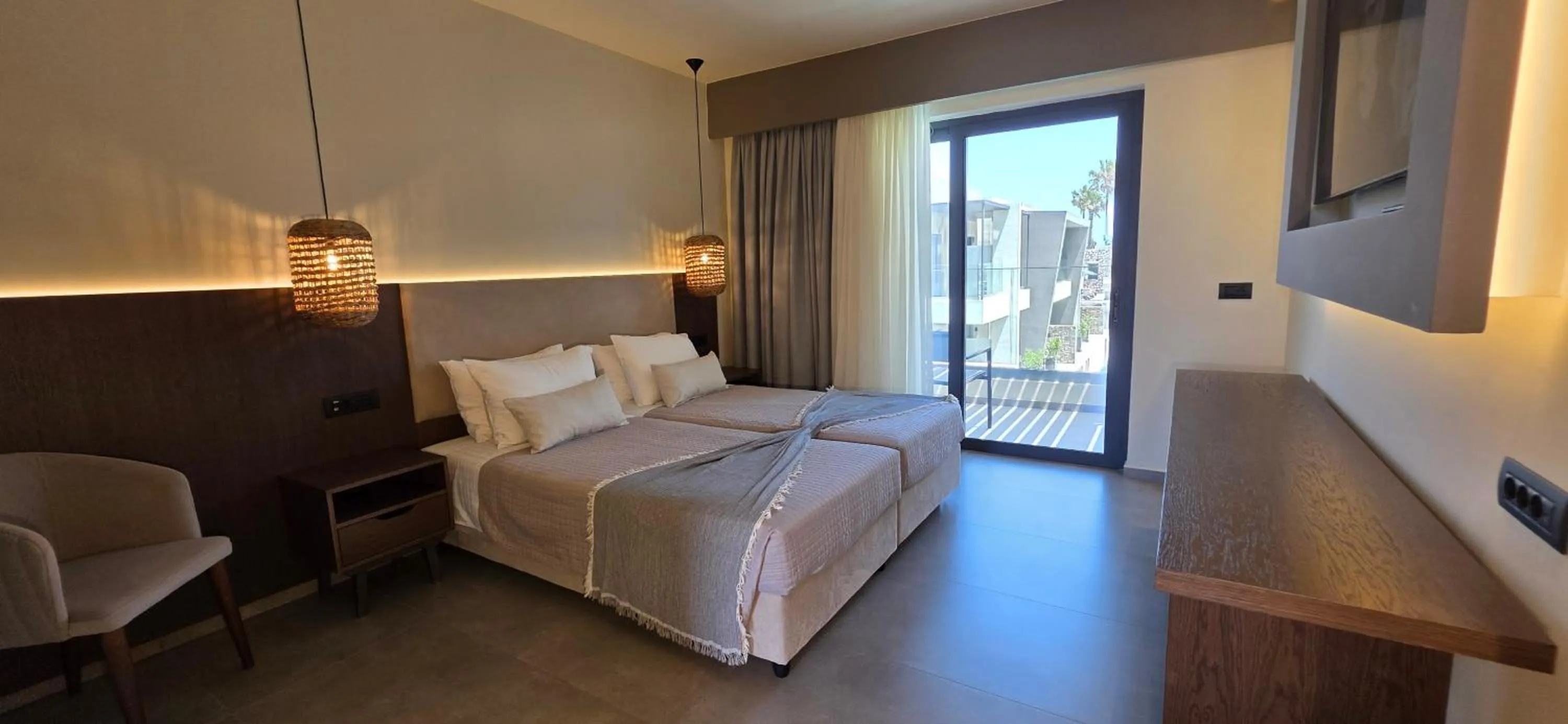 Bed in Cosmopolitan Hotel