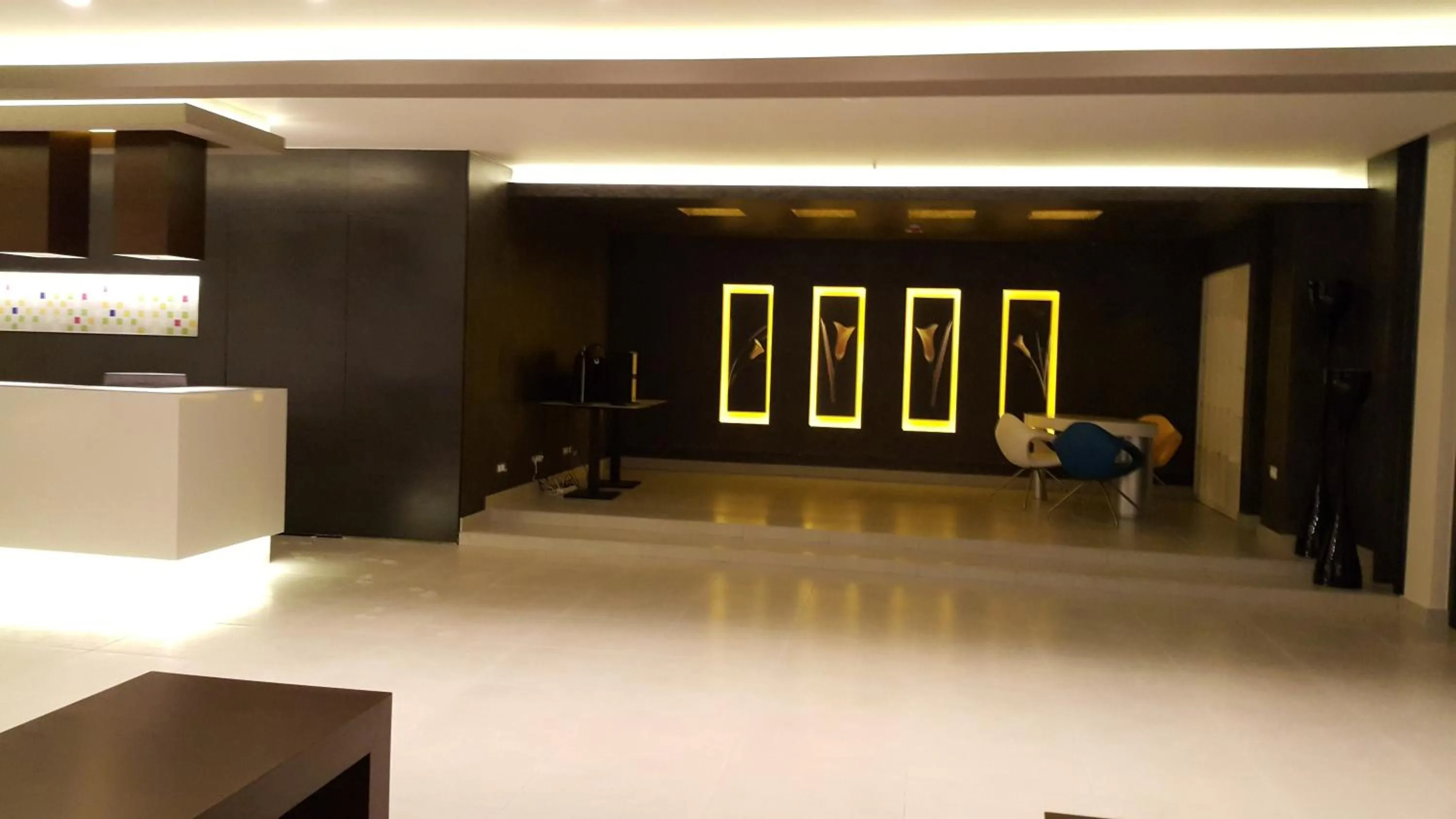 Lobby or reception in Cosmopolitan Hotel