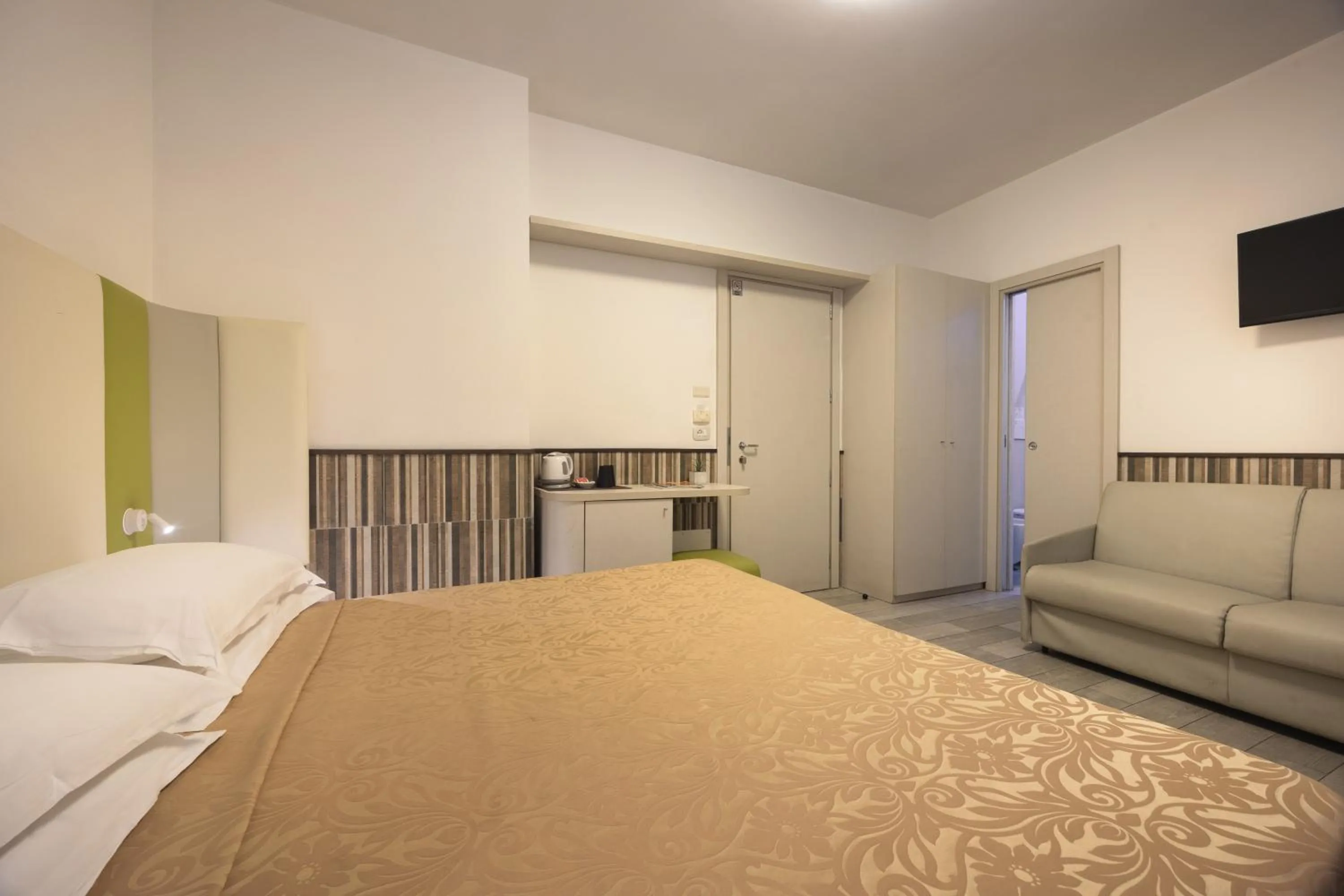 Photo of the whole room, Bed in Hotel Flavia