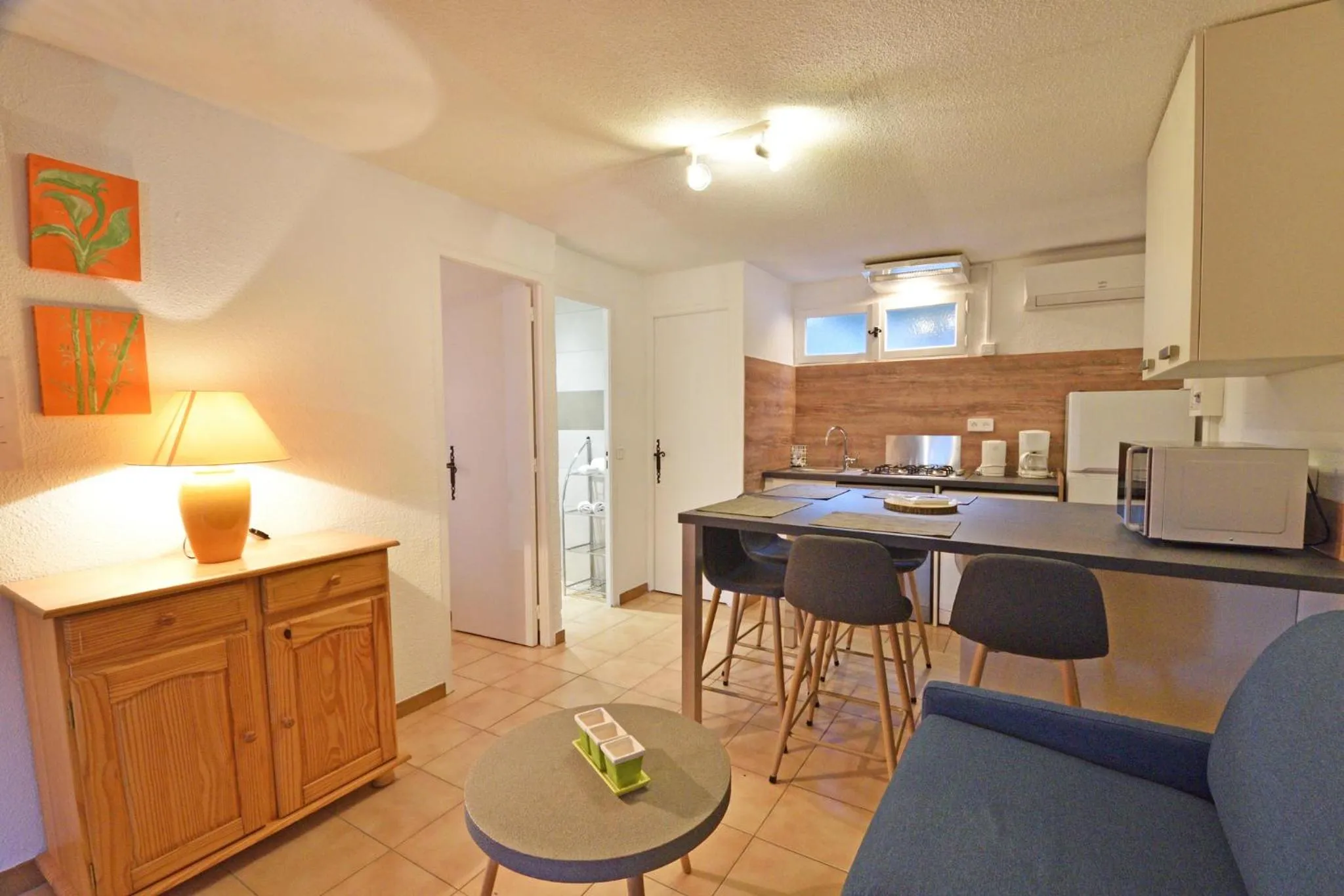 Kitchen or kitchenette in Bungalows Du Maquis