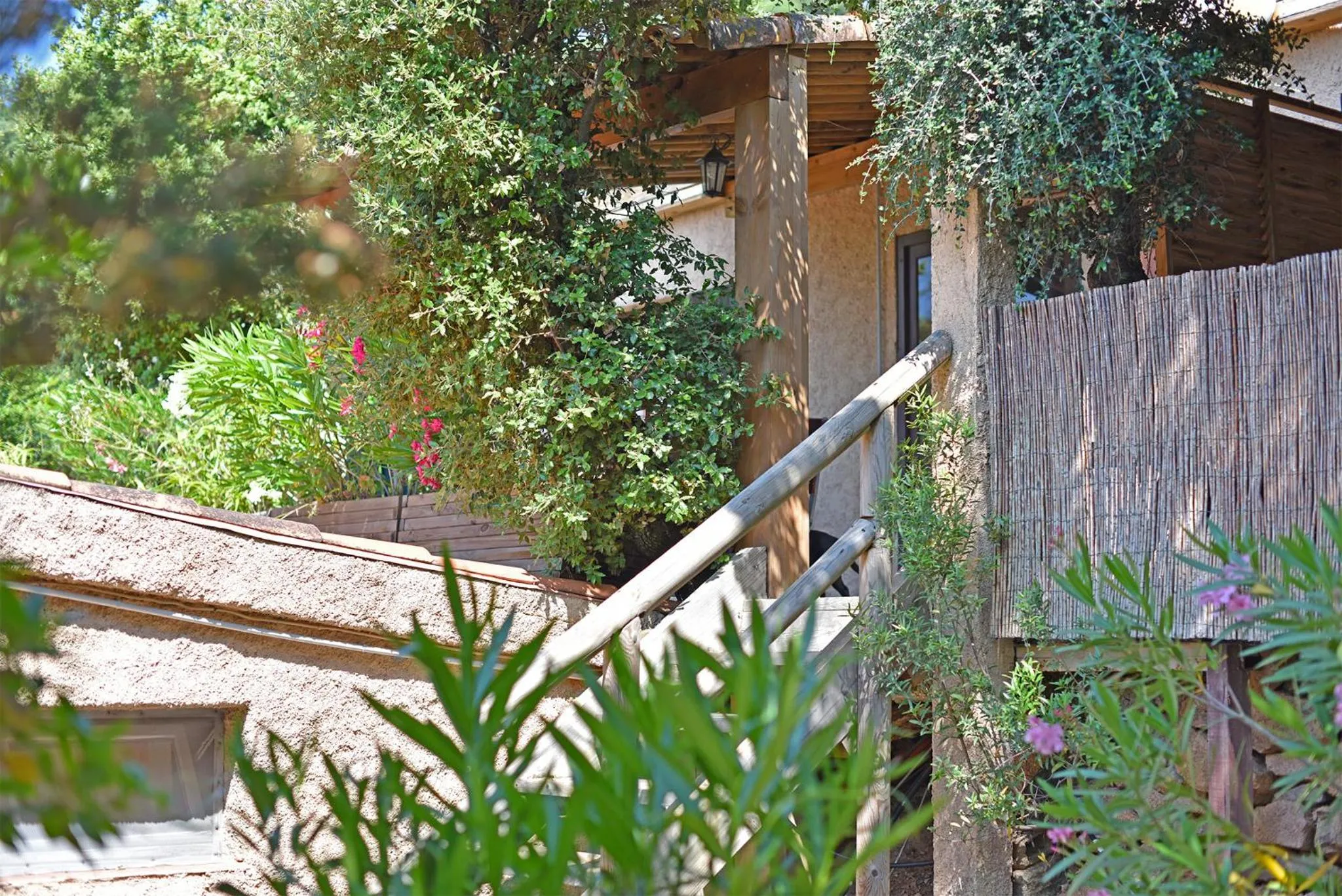 Garden in Bungalows Du Maquis