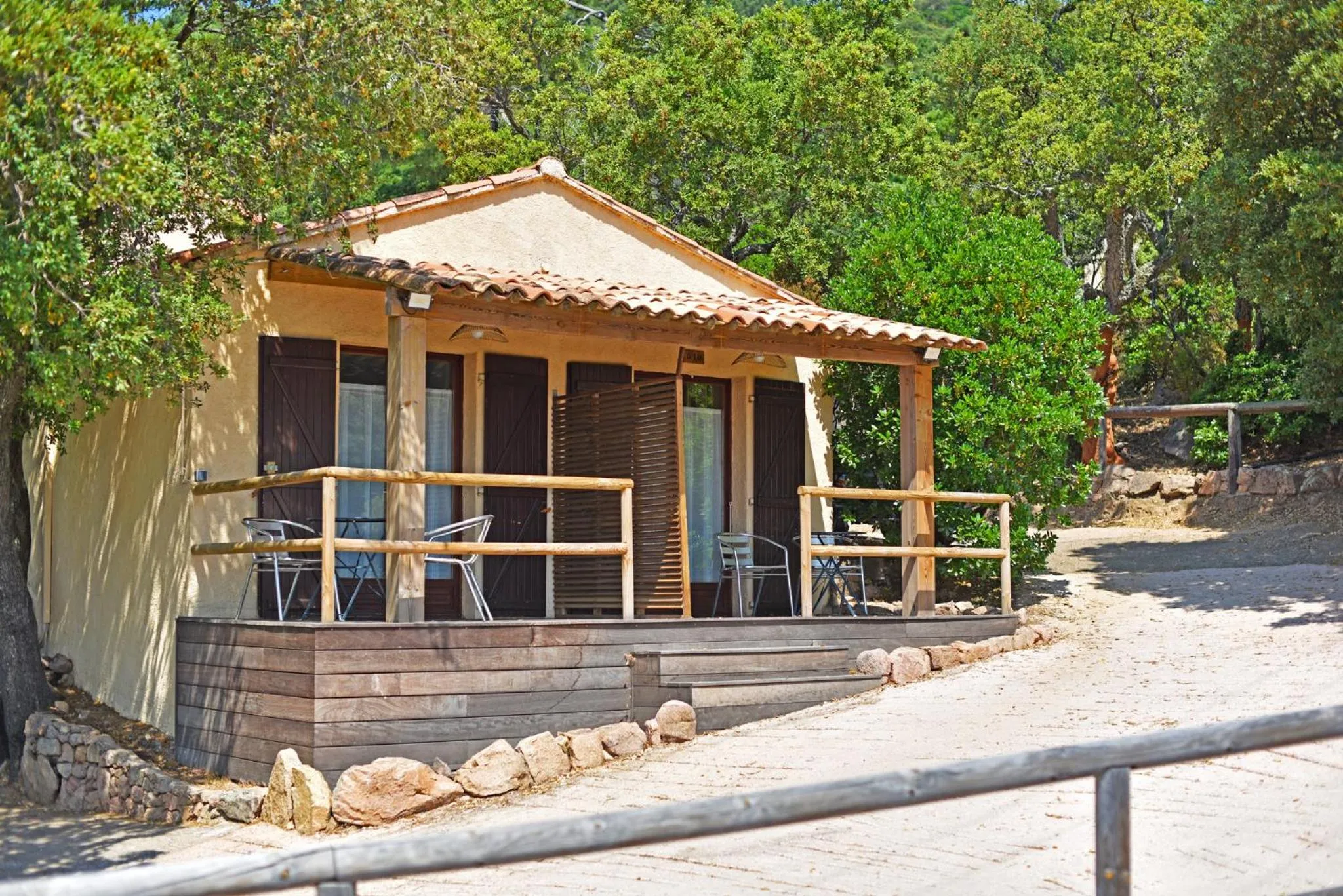 Patio in Bungalows Du Maquis