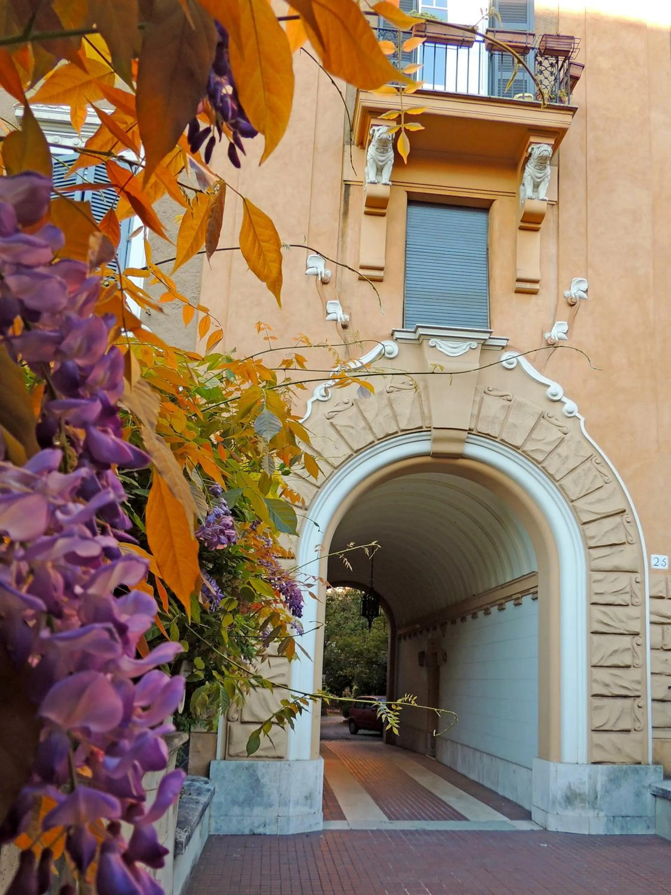 Entertainment in Palma Residences In Rome