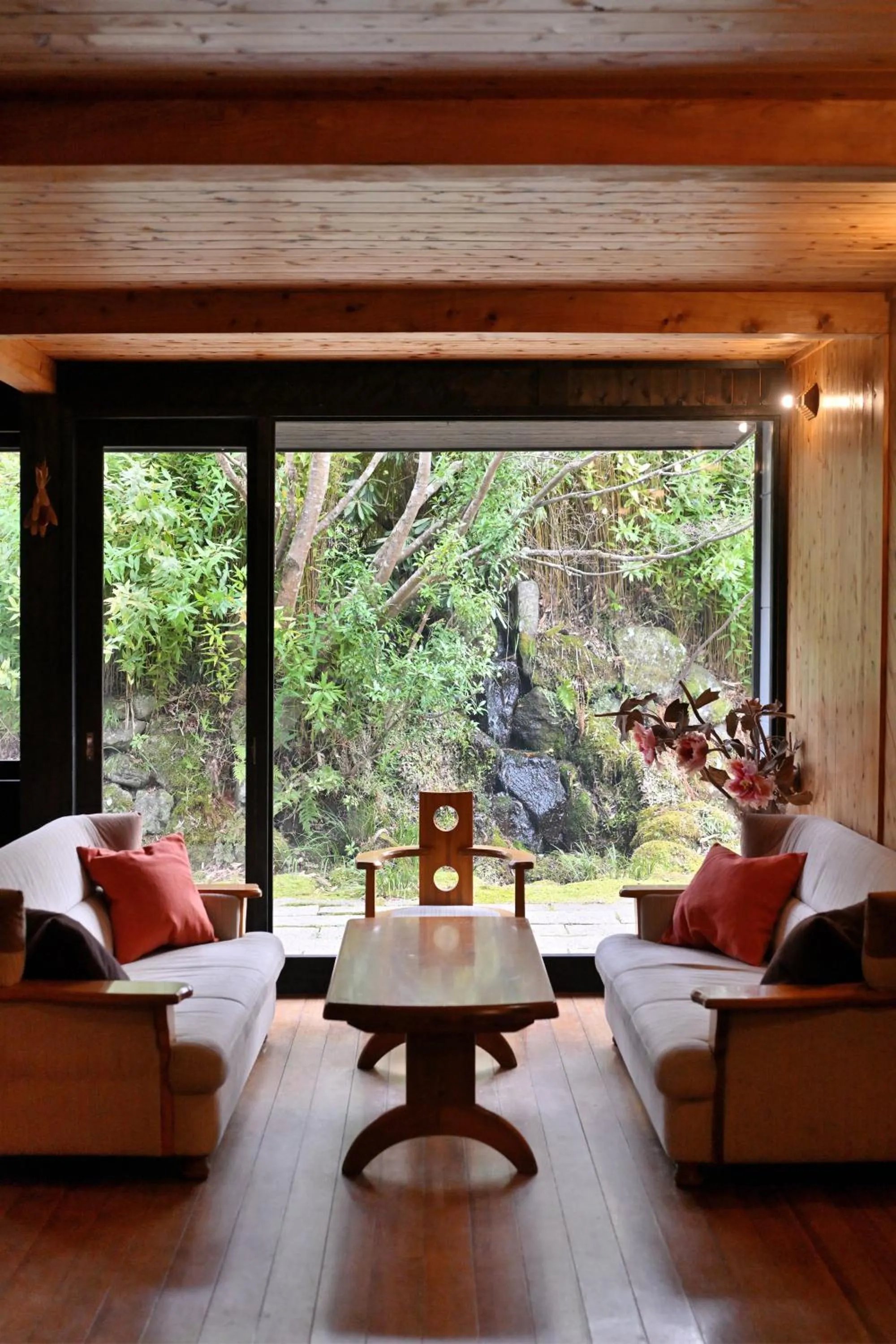 Library in Shikinosato Hanamura