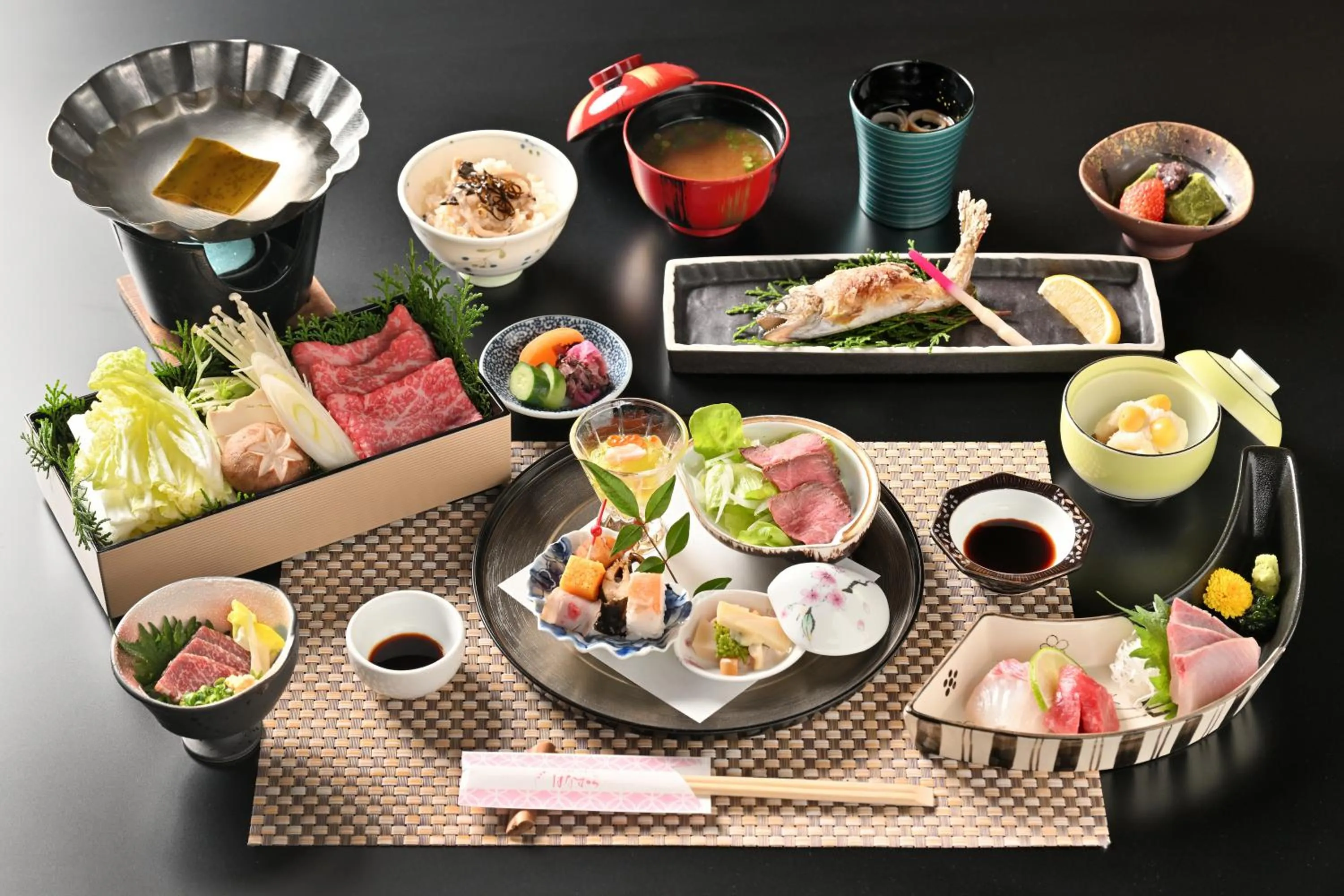 Dinner in Shikinosato Hanamura