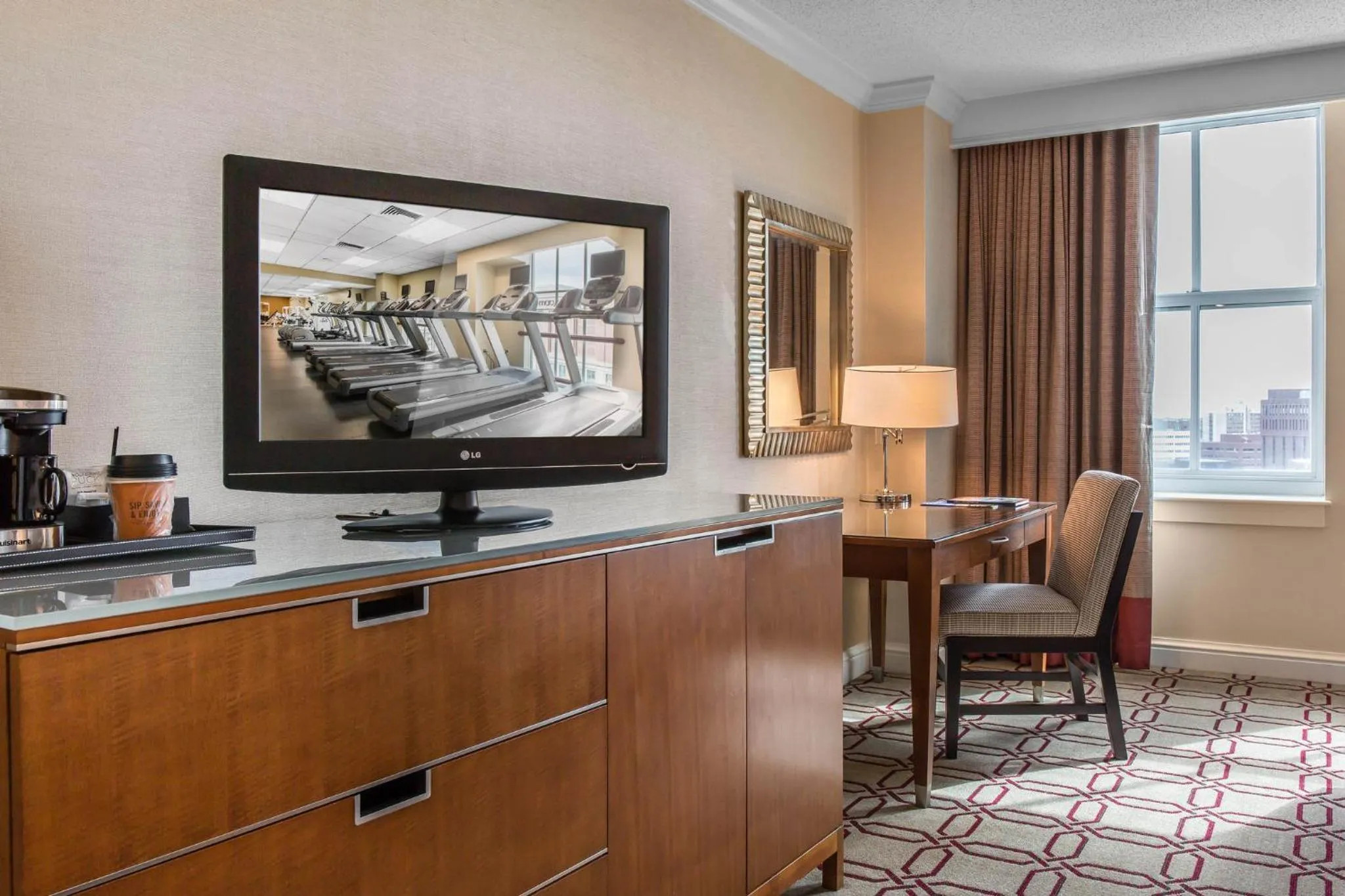 Bedroom in Omni Providence