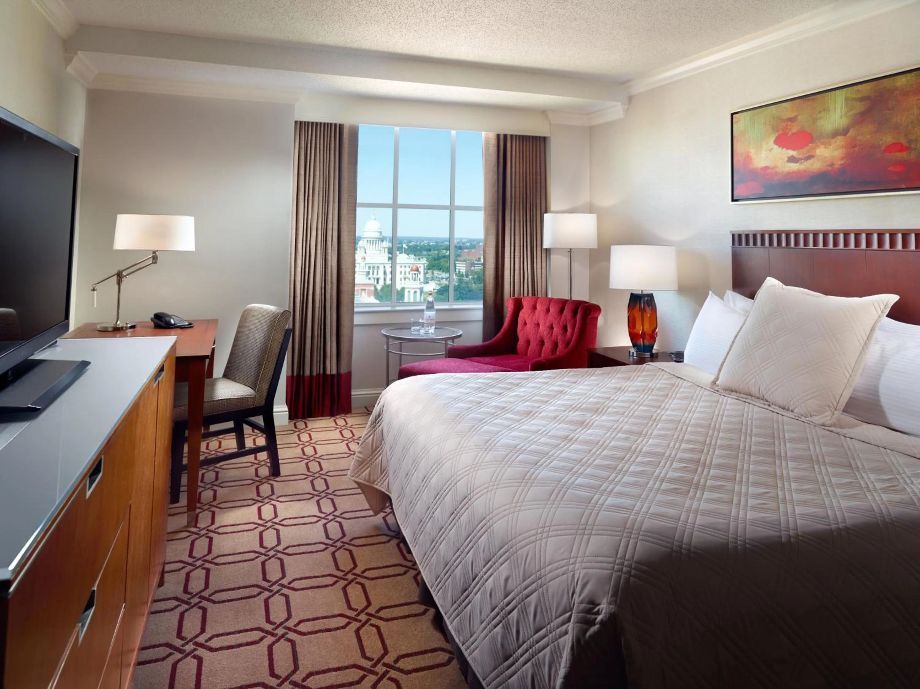 ADA Deluxe Room with Roll in Shower 1 King Bed West Tower in Omni Providence