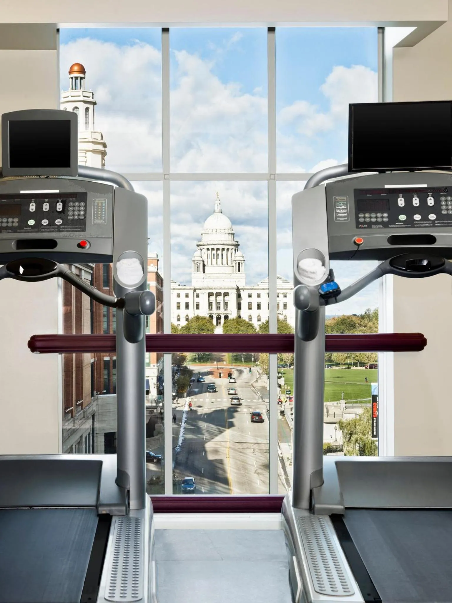 Fitness centre/facilities in Omni Providence