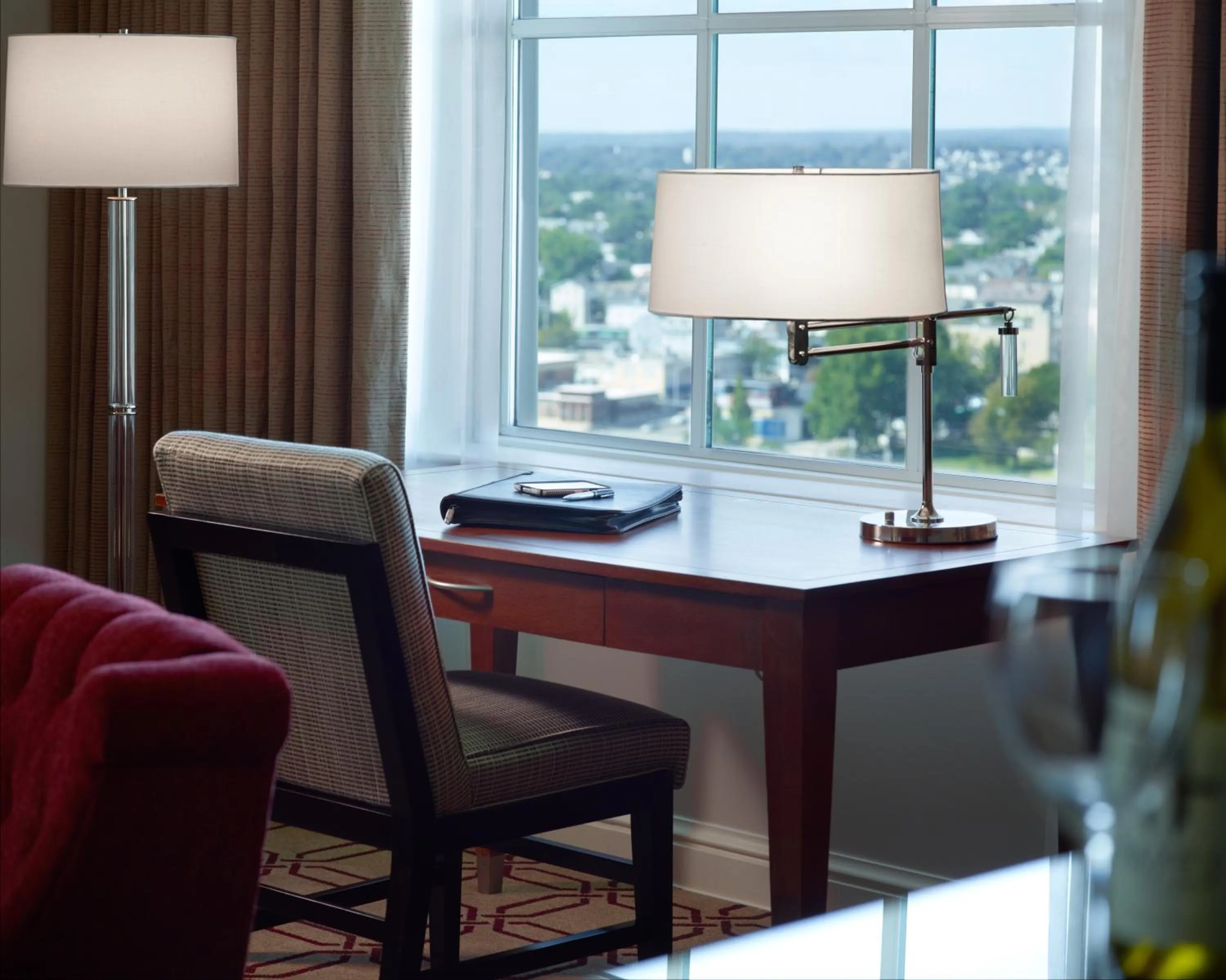 Photo of the whole room in Omni Providence