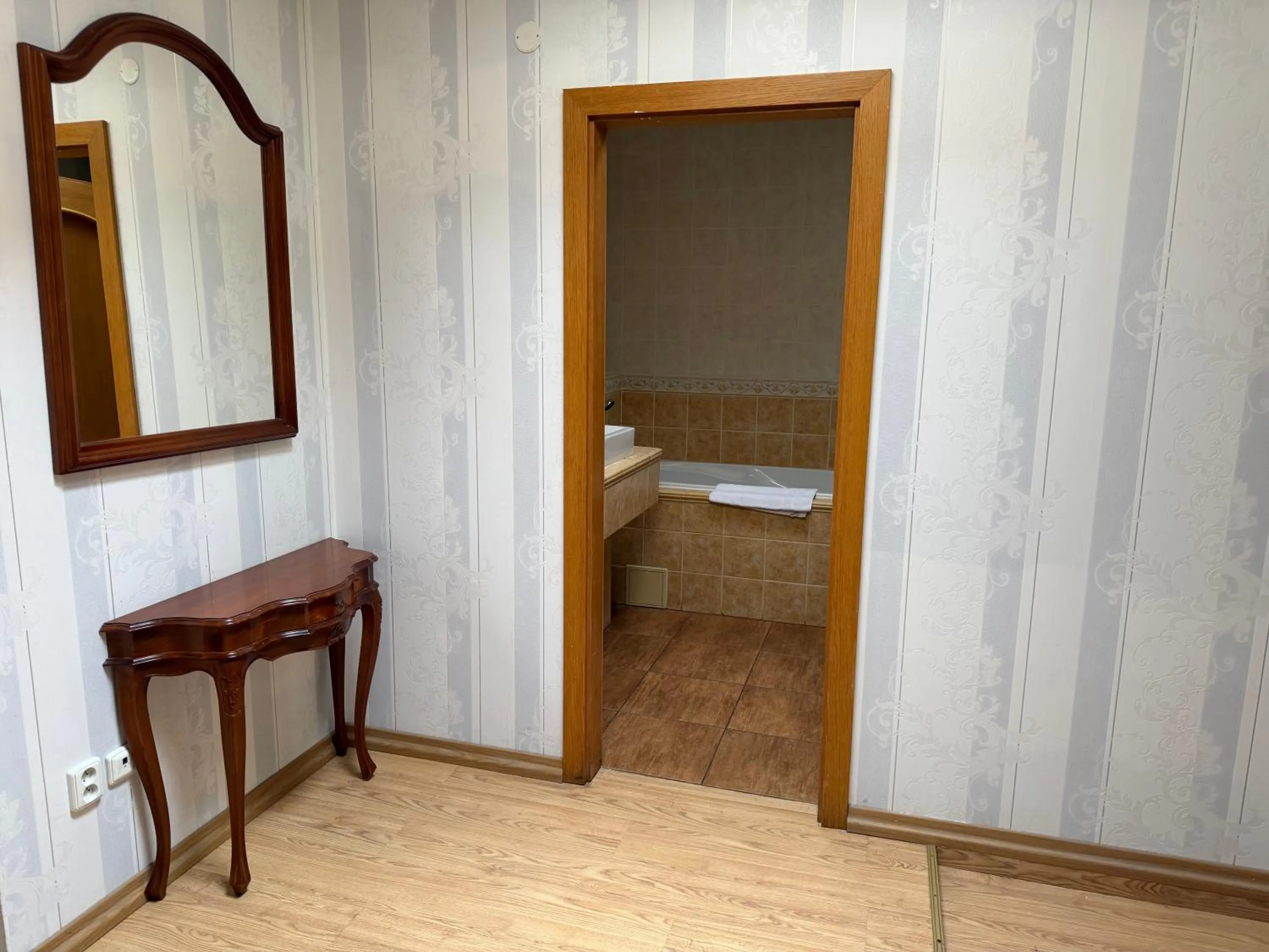 Photo of the whole room in Botel Gracia