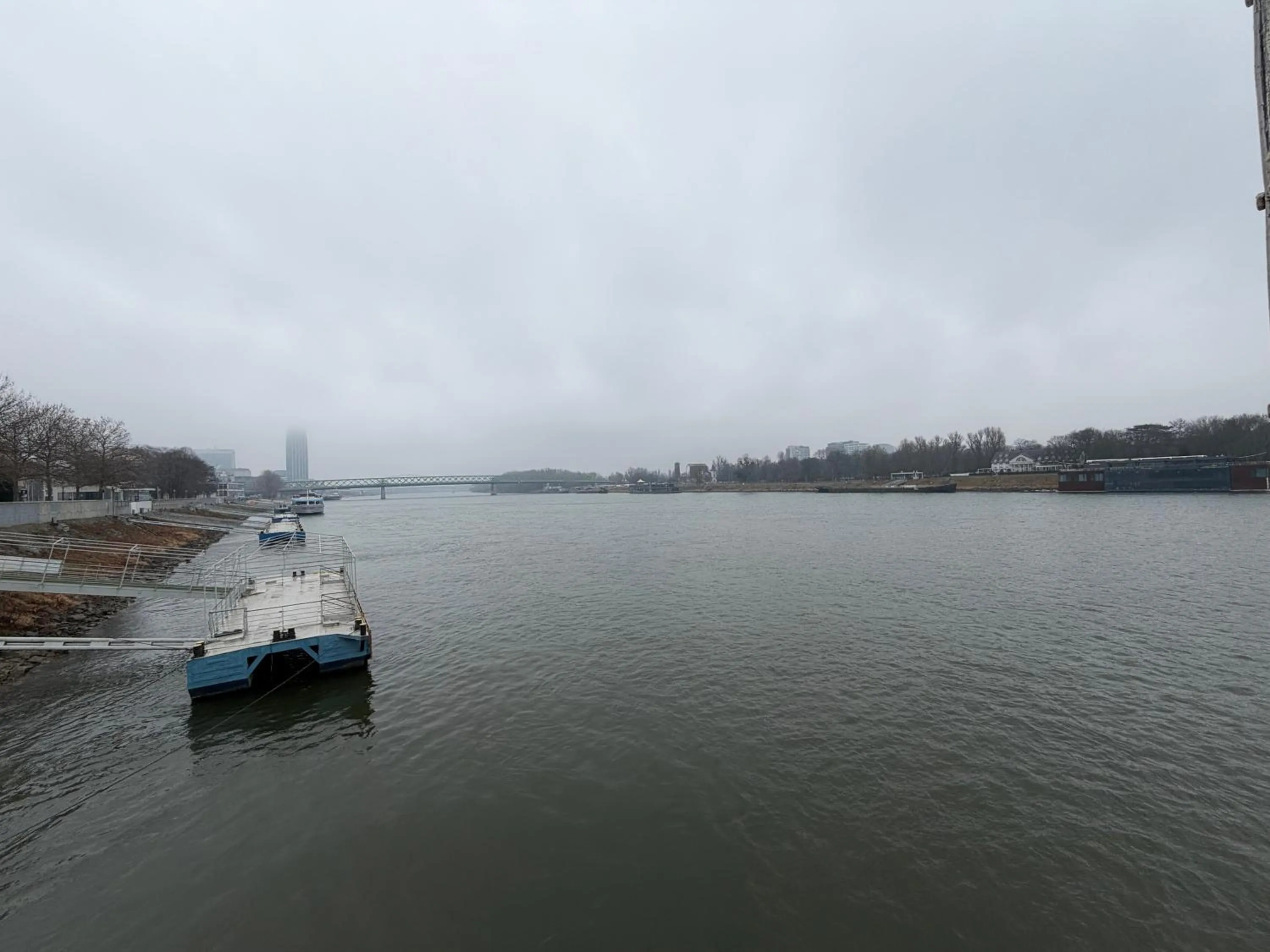 River view in Botel Gracia