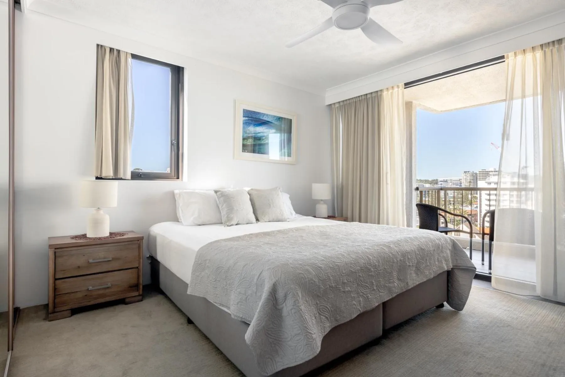 Bed in Columbia Beachfront Apartments on Rainbow Bay