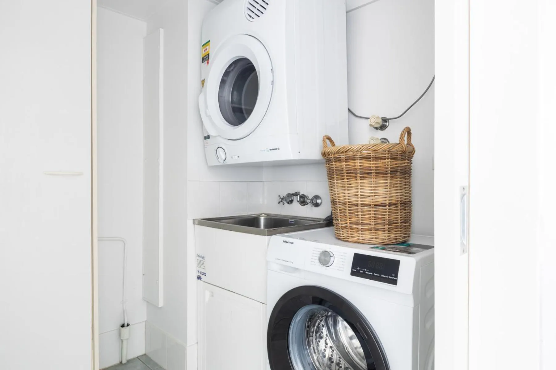 Columbia Beachfront Apartments on Rainbow Bay