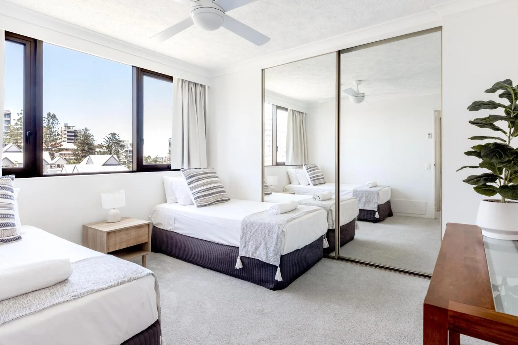Bed in Columbia Beachfront Apartments on Rainbow Bay