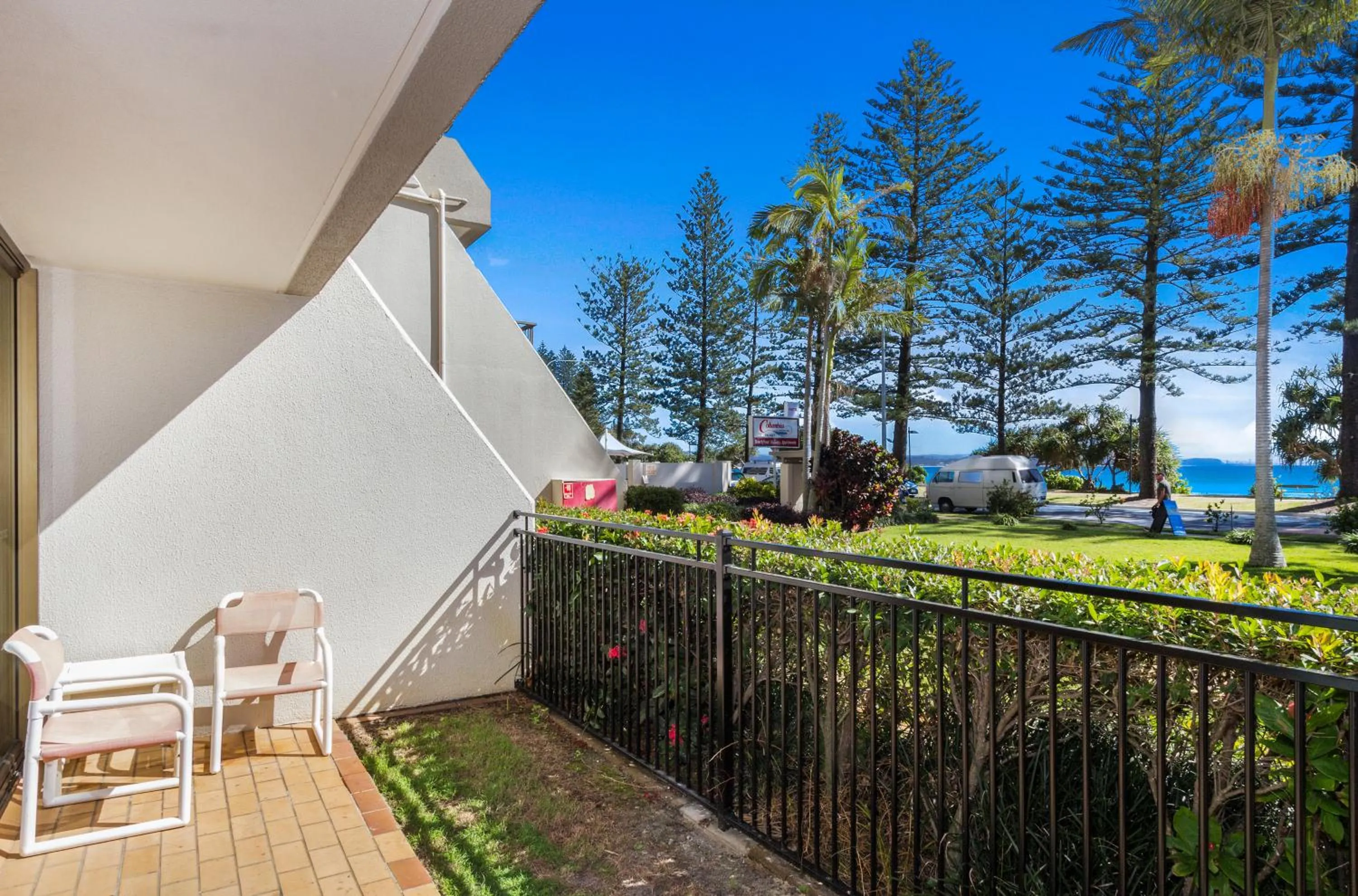 Columbia Beachfront Apartments on Rainbow Bay