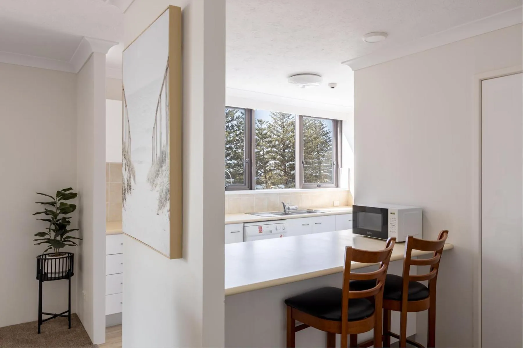 Columbia Beachfront Apartments on Rainbow Bay