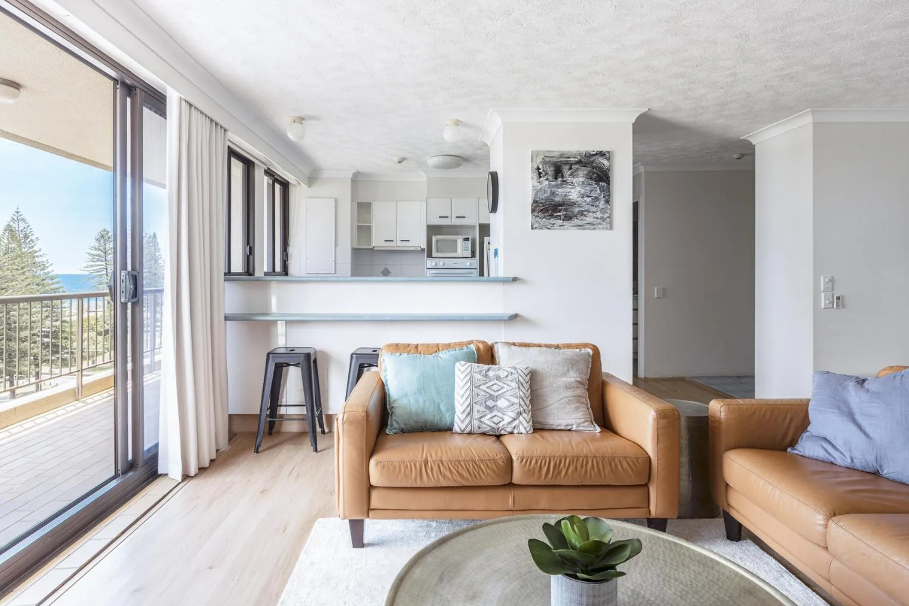 Columbia Beachfront Apartments on Rainbow Bay