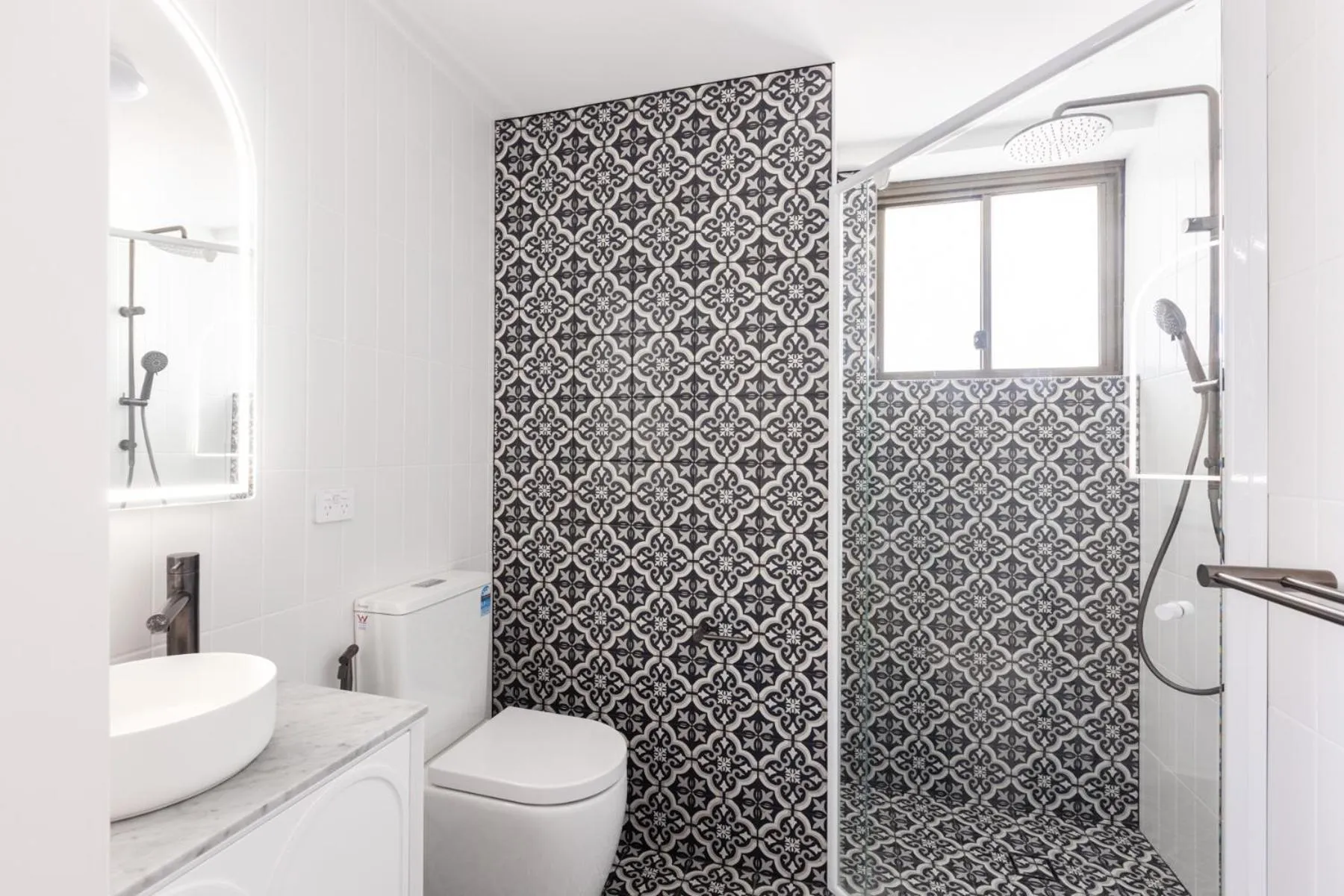 Columbia Beachfront Apartments on Rainbow Bay