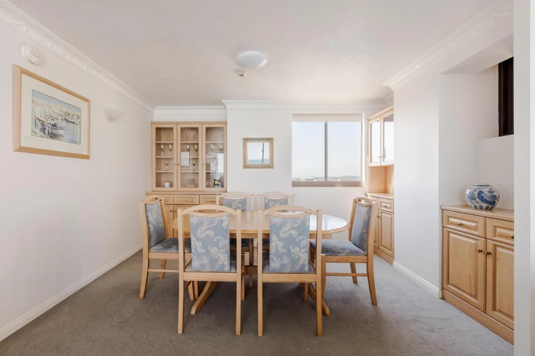 Columbia Beachfront Apartments on Rainbow Bay