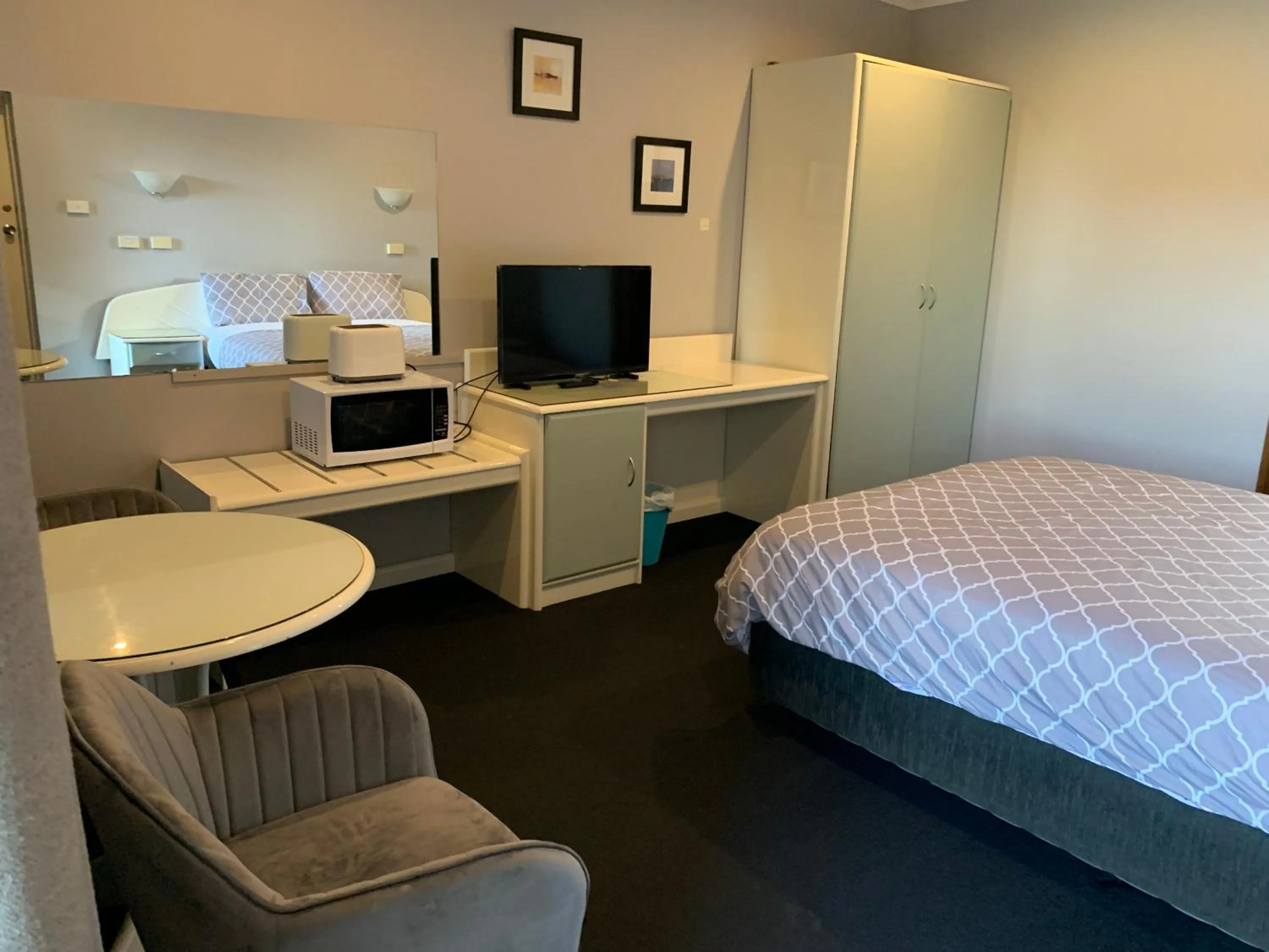 Bed in Casey on Princes Motel