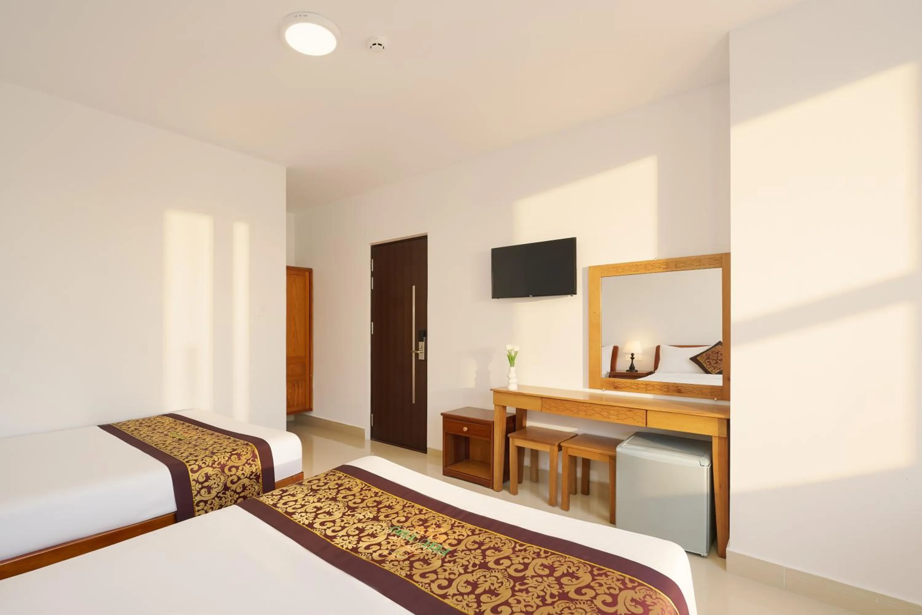 Bed in Phu Tho Da Lat Hotel