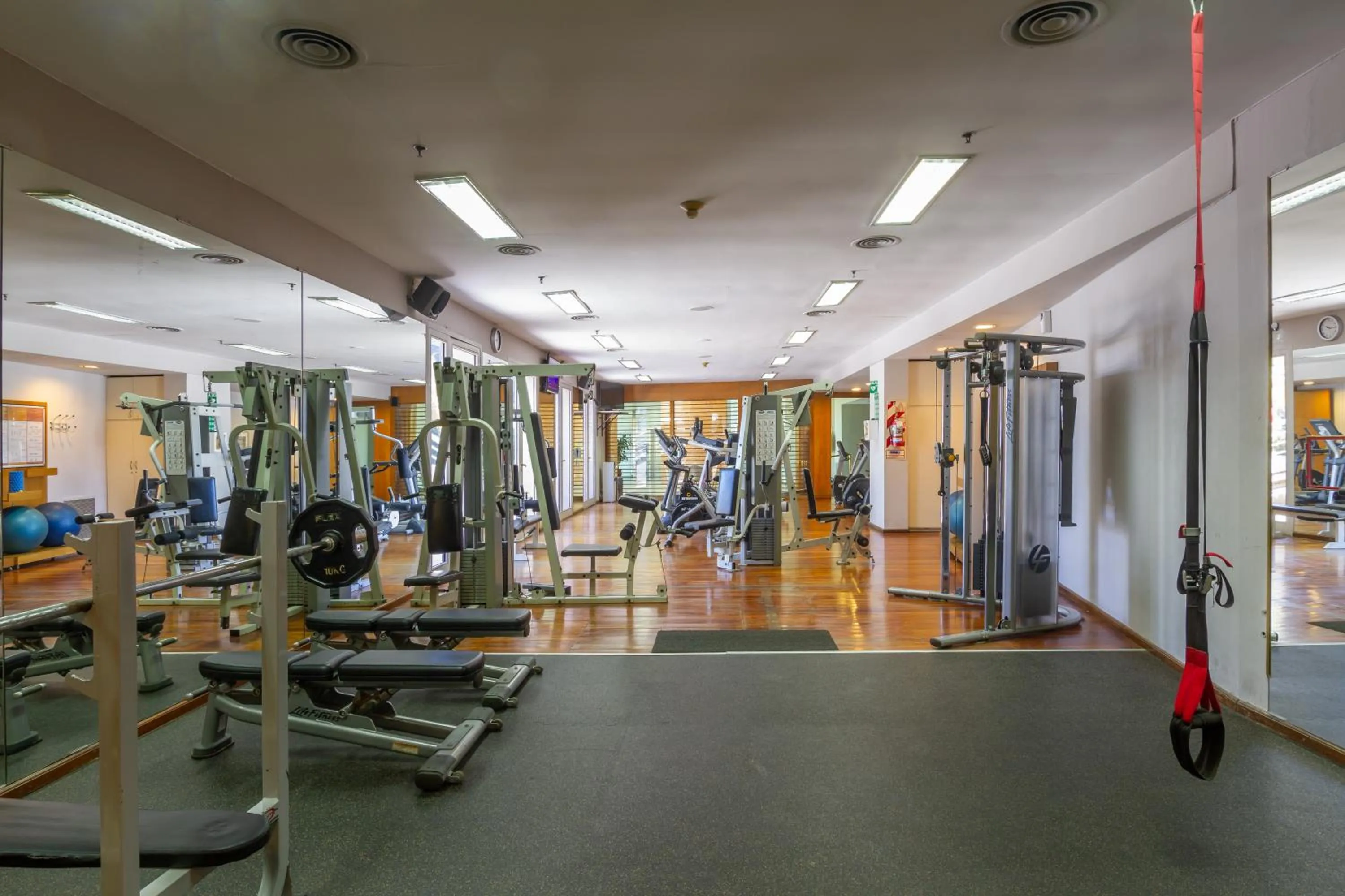 Fitness centre/facilities in Quinto Centenario Hotel