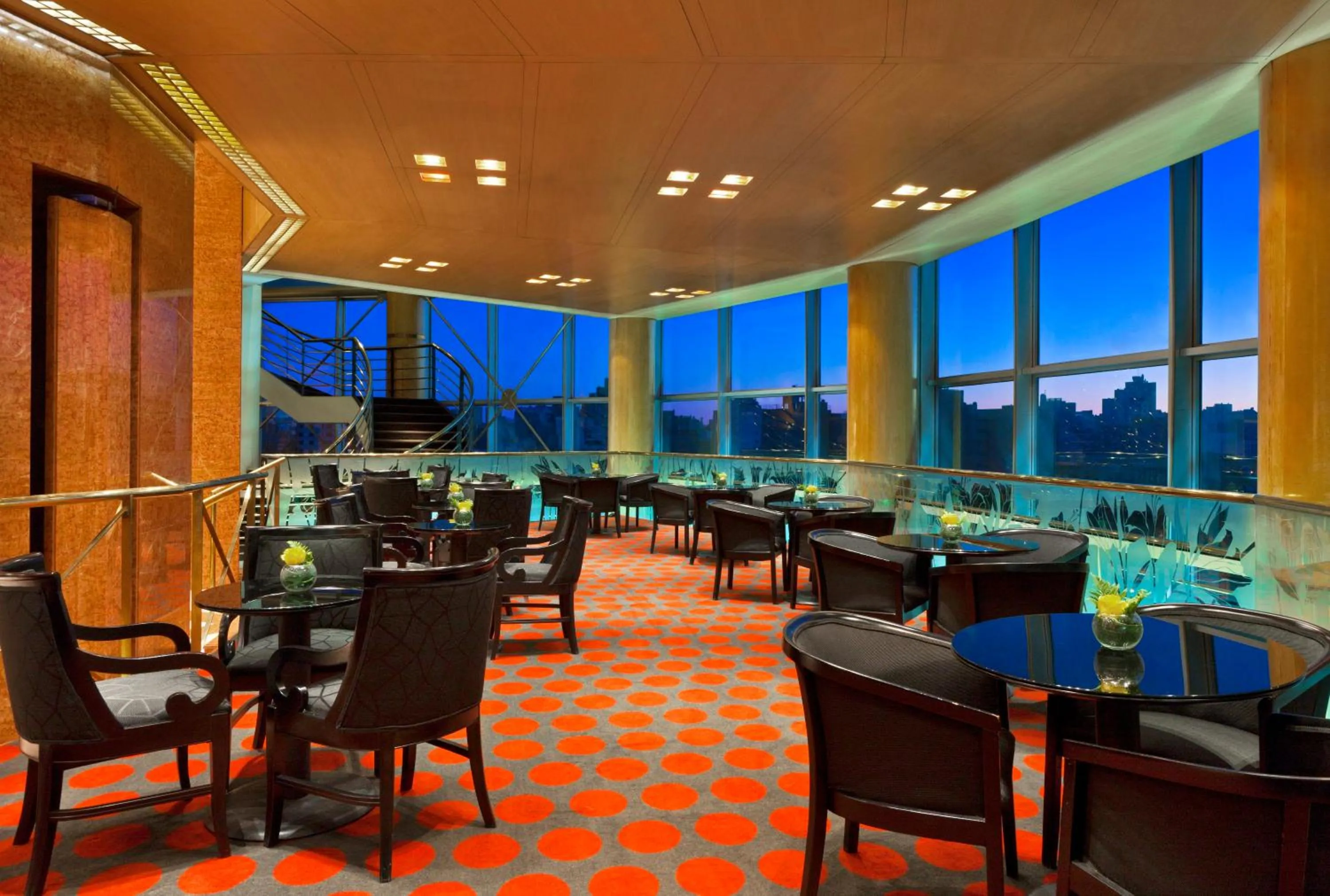 Lobby or reception in Quinto Centenario Hotel