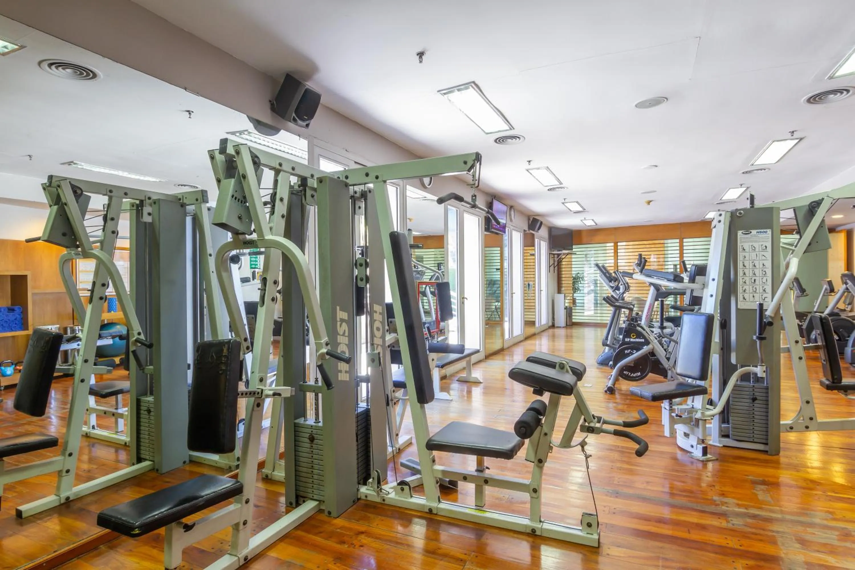 Fitness centre/facilities in Quinto Centenario Hotel