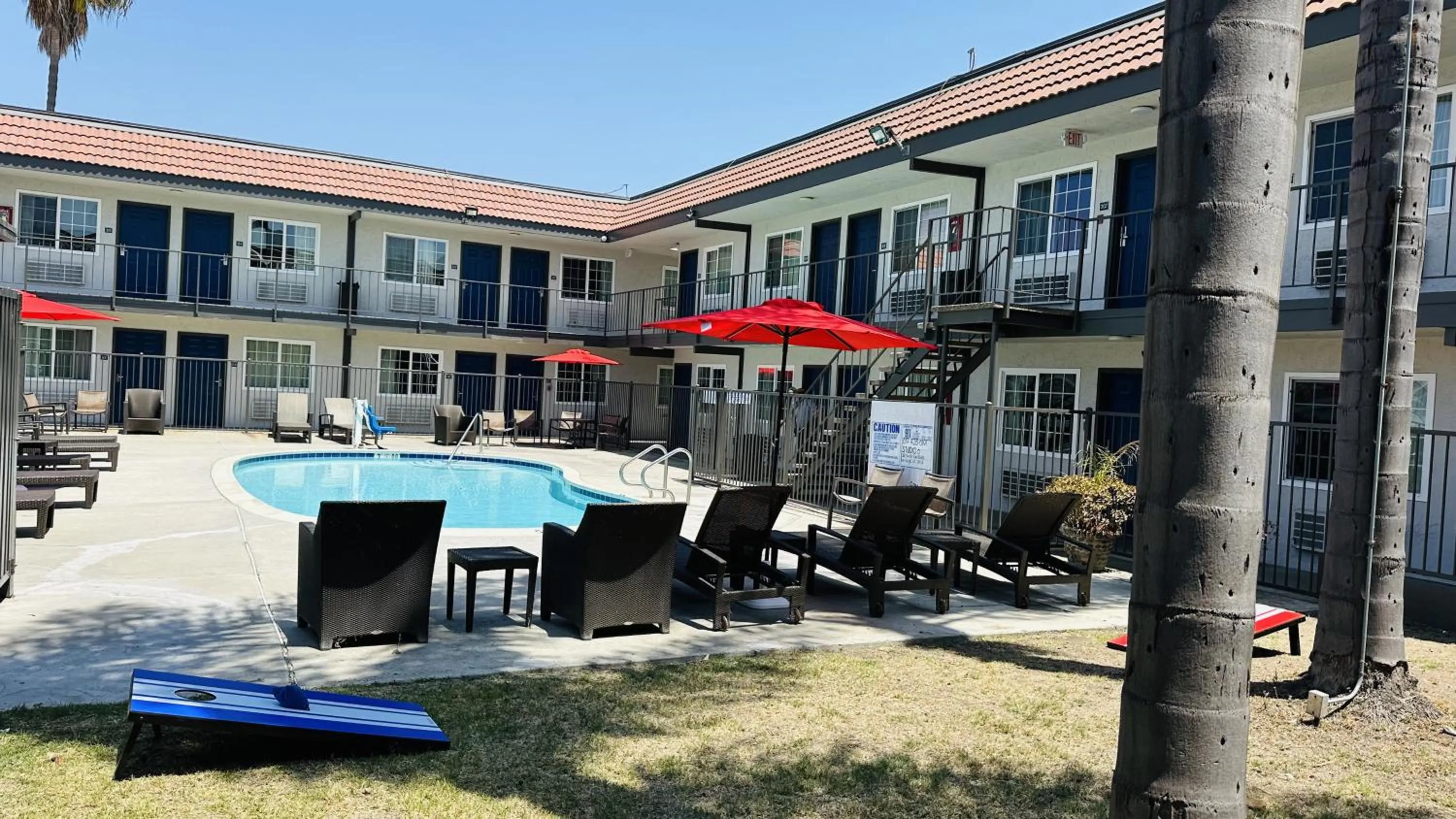 Swimming pool in Studio 6 Suites San Ysidro CA San Diego South Bay