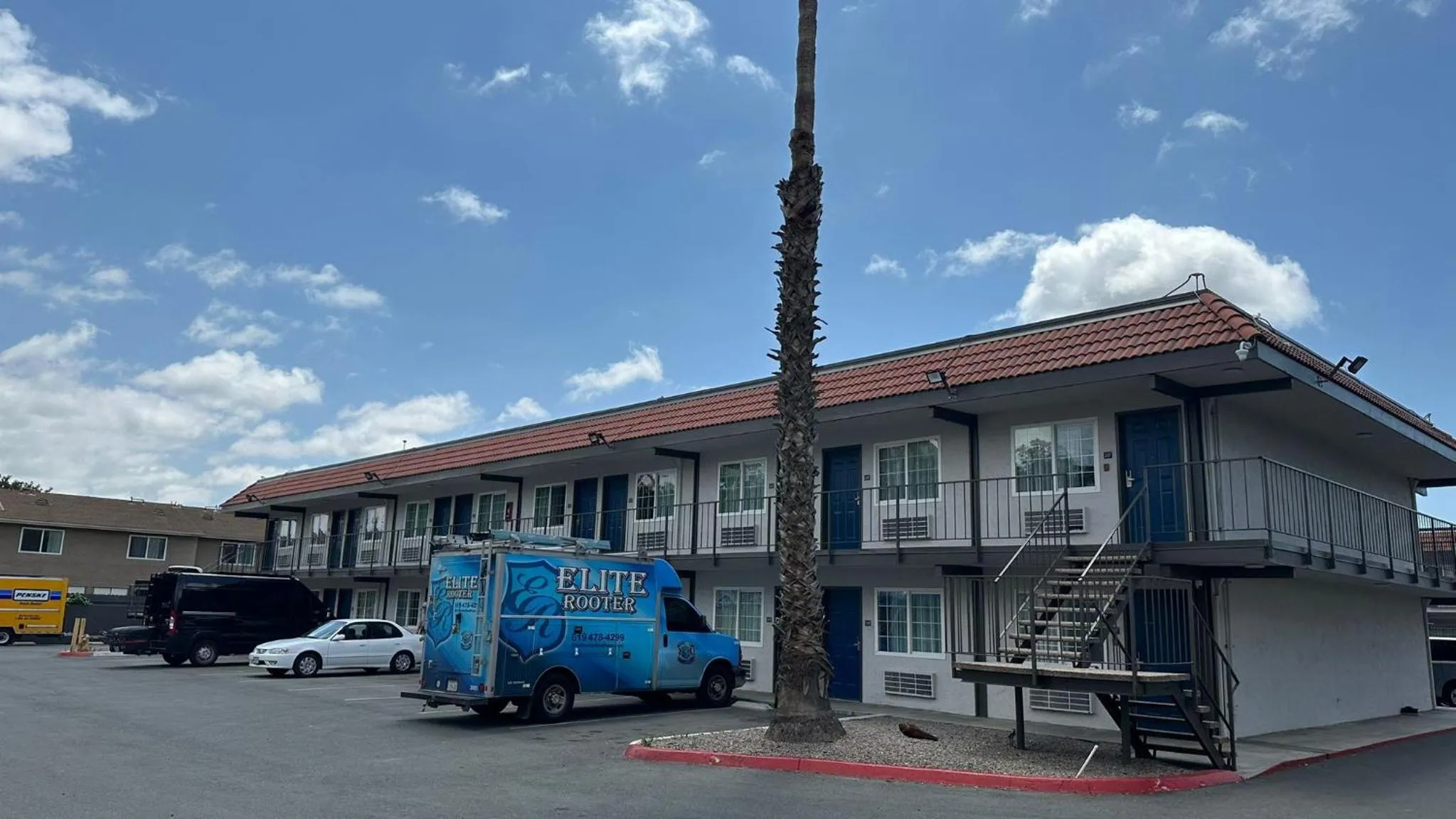 Property building in Studio 6 Suites San Ysidro CA San Diego South Bay