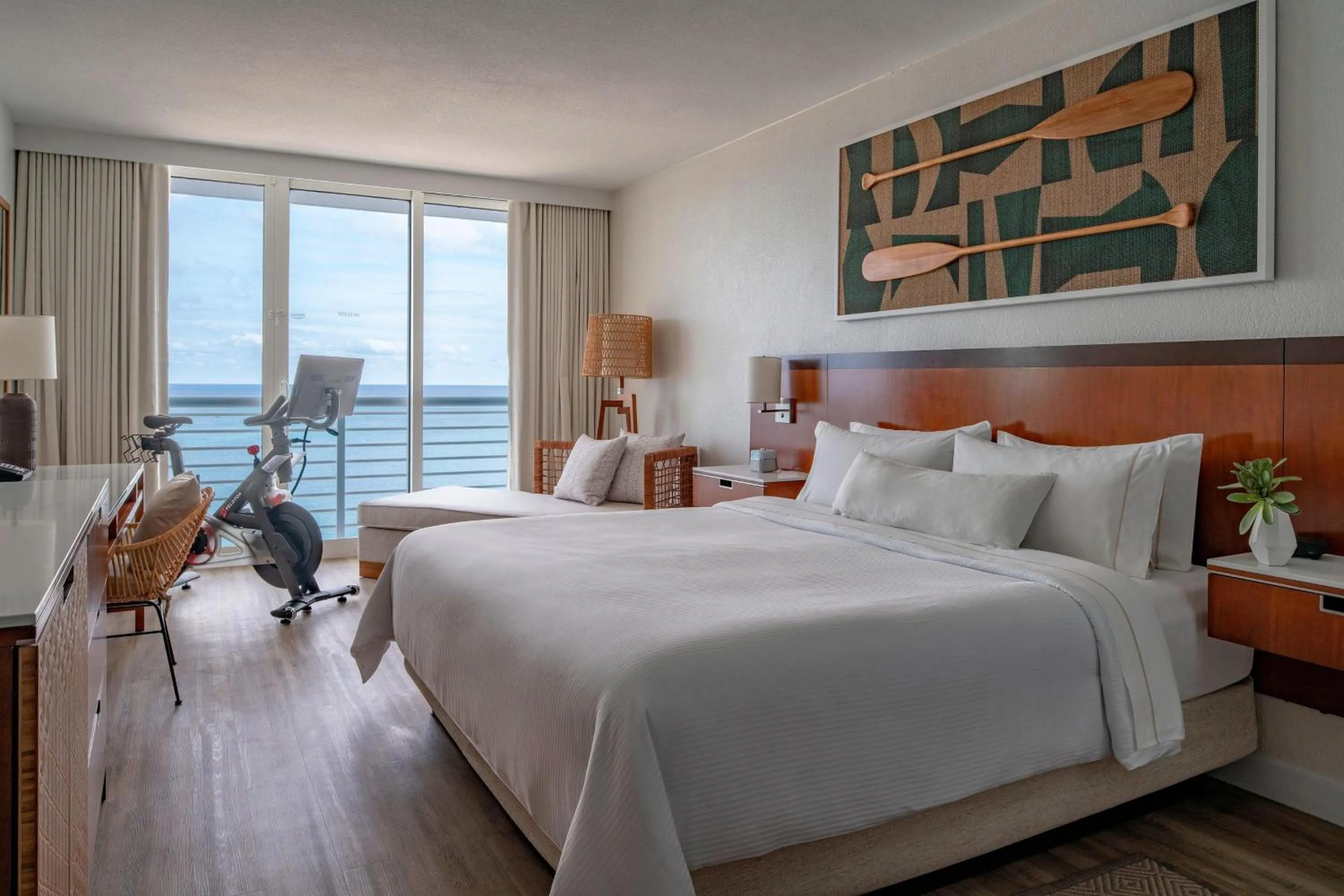 Photo of the whole room, Bed in The Westin Fort Lauderdale Beach Resort