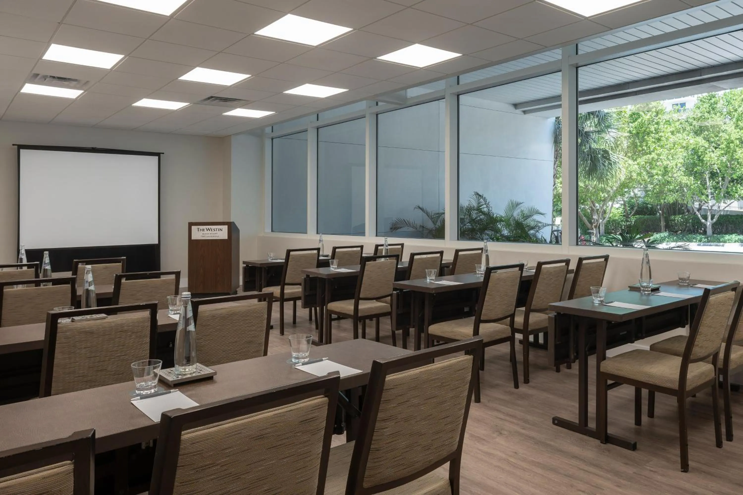 Meeting/conference room in The Westin Fort Lauderdale Beach Resort
