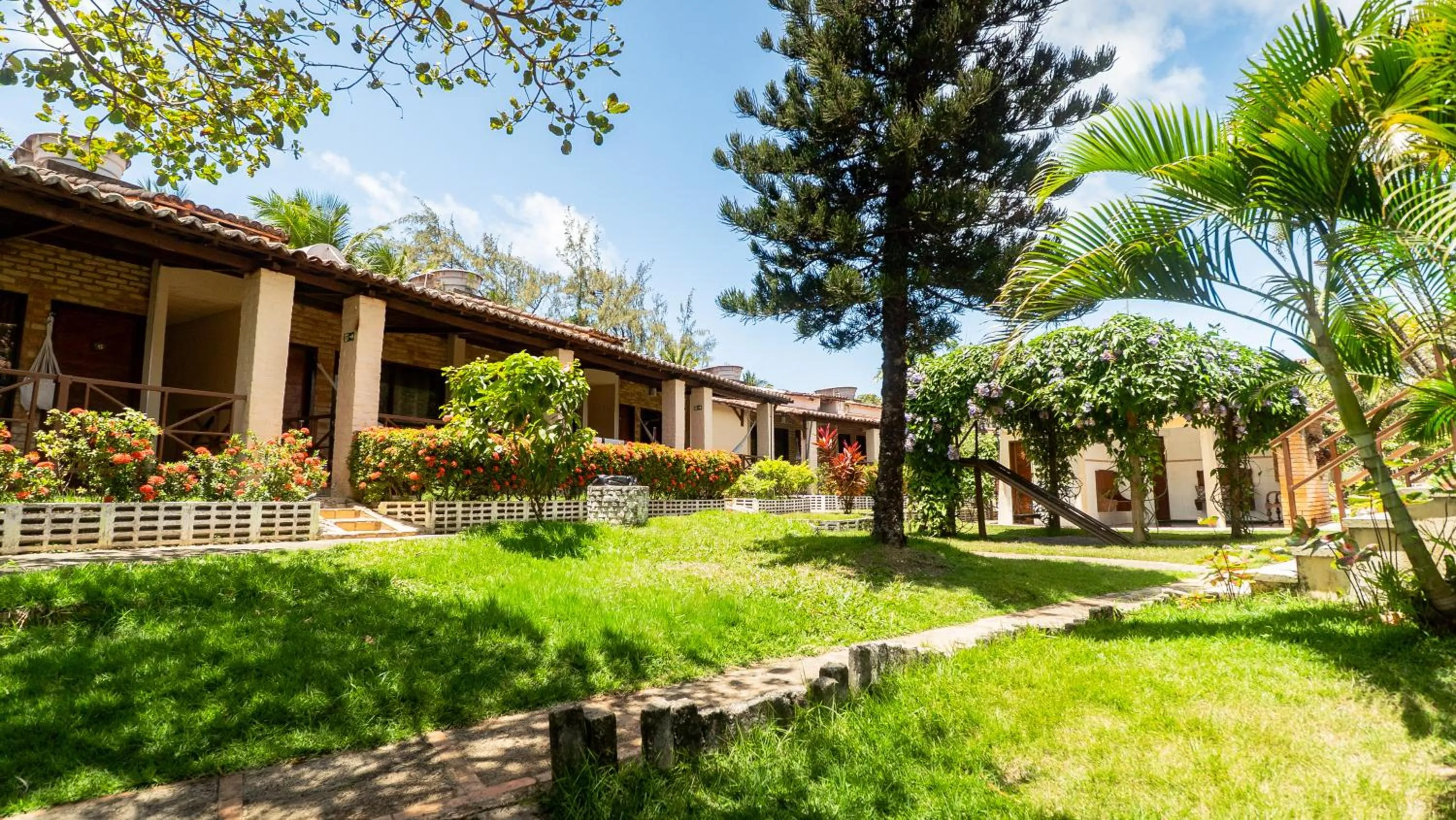 Garden view in Pousada Bicho Preguiça