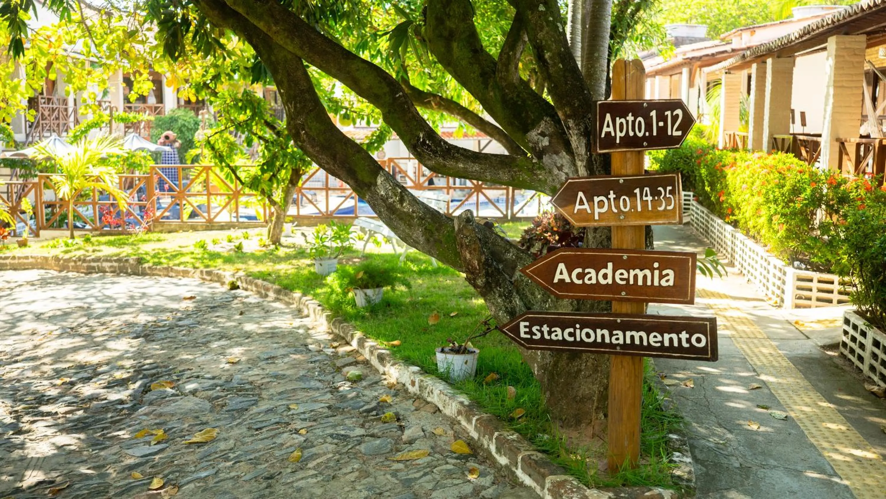 Day in Pousada Bicho Preguiça